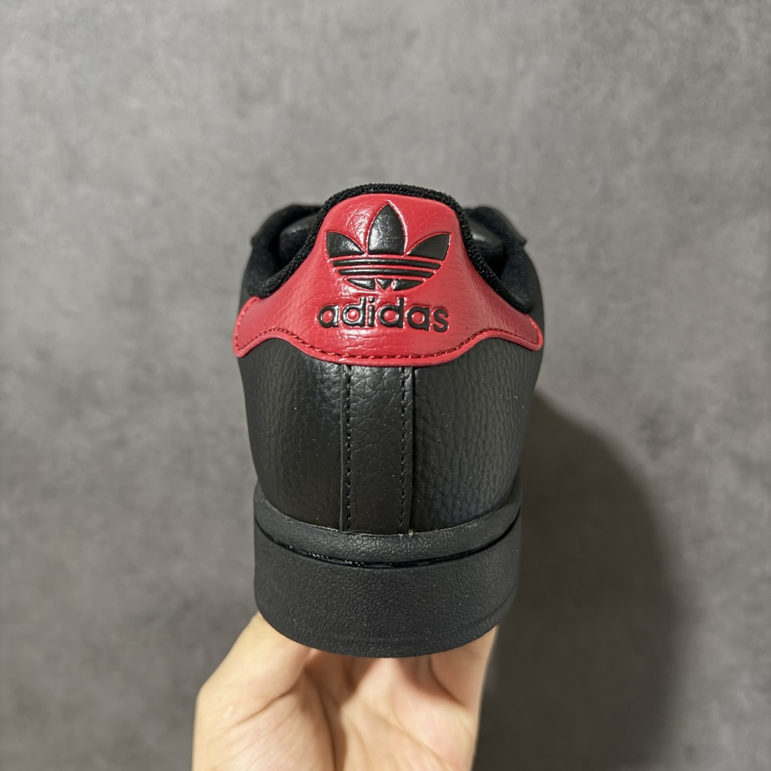 图片[4]-【H11顶级头层版】adidas originals Superstar 2 贝壳头 简约经典 舒适时尚 复古板鞋 男女同款 白黄 货号：JR7316 全新升级版 皮料改进至头层原厂皮 原盒 原底原料 开模打造 原厂织唛鞋标 高精密准度 原楦原纸板开发 匹配原版98%以上 后跟垫棉独家呈现 反口里弧度正确 原厂鞋垫 背胶 后跟电绣针数 与正品一致 原厂皮料 原厂车缝线 质感无敌 皮料切割干净 无任何毛边 清洁度细节完美 进口港宝加持 后跟自然饱满 还原公司包裹性 鞋面采用原装数据贴合技术 全方位贴合包裹脚型 鞋跟部鞋底牵引设计 提供强大的抓地性能 更适应不同实战场地路面 尺码：35.5 36 36.5 37.5 38 38.5 39 40 40.5 41 42 42.5 43 44 45-莆田鞋