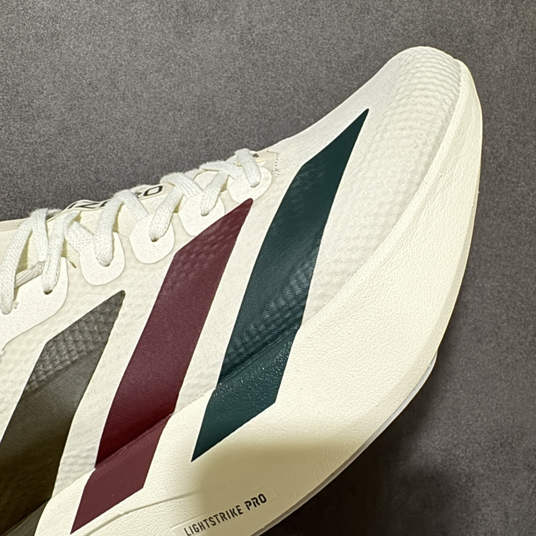 图片[8]-【公司级】Adidas Adizero Evo SL 2代 阿迪超轻透气缓震跑鞋 棕红绿 #以令人难以置信的138克重量，刷新了跑鞋轻量化的记录，阿迪在材料科学和工艺技术上的深厚积累。 #全新鞋款采用Lightweight Upper材料，让穿着者几乎能够体验到一种\”裸足\”的感觉 货号：KK3675 尺码：36 36.5 37 38 38.5 39 40 40.5 41 42 42.5 43 44 44.5 45-莆田鞋