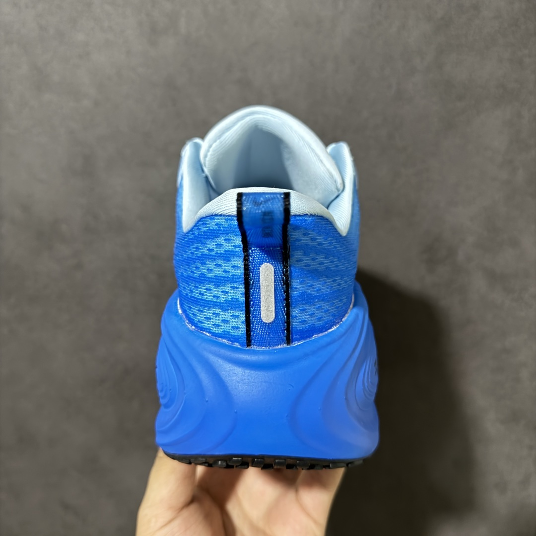 图片[4]-【公司级】Nike Vomero Plus 耐克 舒适减震防滑 低帮跑步鞋 全掌ReactX泡绵中底 前掌和后跟还配备了Air Zoom气垫单元 据说跑起来更快更舒适哦 这次最大的升级点 首次引入了ReactX泡绵 货号：IM2038-040 尺码：35 36 36.5 37.5 38 38.5 39 40 40.5 41 42 42.5 43 44 45 46 编码：FSB240250-选品中心