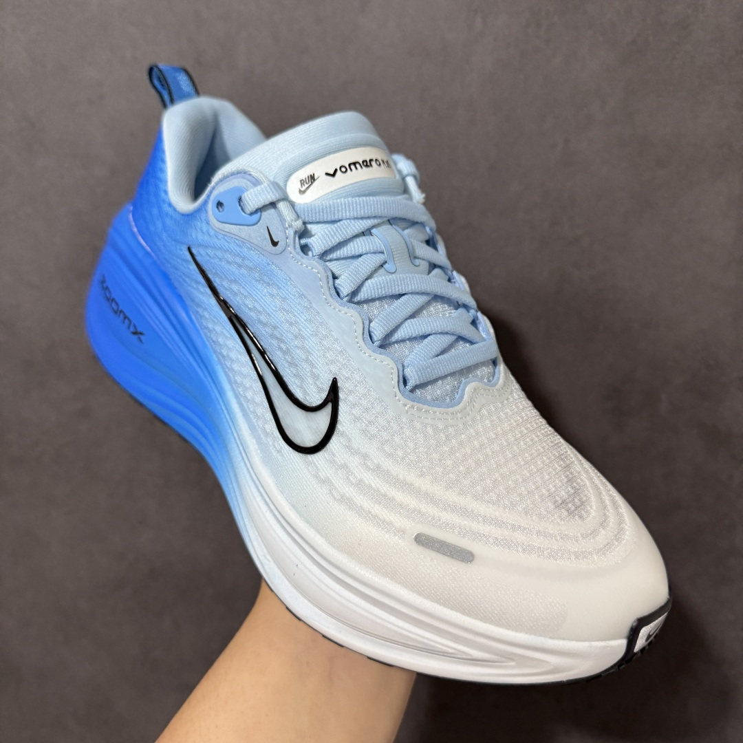 图片[3]-【公司级】Nike Vomero Plus 耐克 舒适减震防滑 低帮跑步鞋 全掌ReactX泡绵中底 前掌和后跟还配备了Air Zoom气垫单元 据说跑起来更快更舒适哦 这次最大的升级点 首次引入了ReactX泡绵 货号：IM2038-040 尺码：35 36 36.5 37.5 38 38.5 39 40 40.5 41 42 42.5 43 44 45 46 编码：FSB240250-选品中心