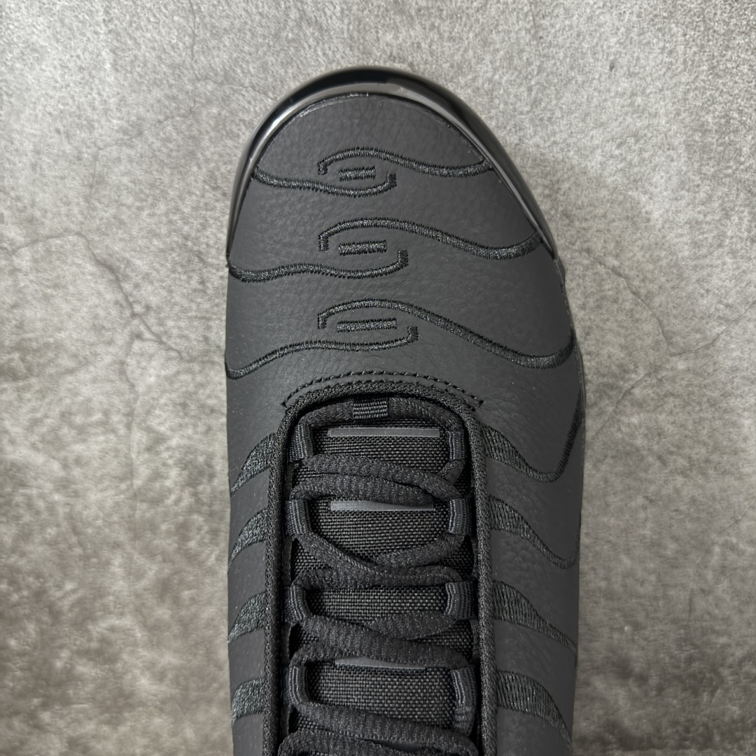 图片[5]-【Max纯原版】Nike Air Max Plus TN气垫系列跑鞋 全新一比一高端版本 真正的市场T1品质 更多配色陆续出货 真正的用心研发 一点一点抠出来的 品质 品控细节 随便闭眼对比市场任何版本 全套原纸板楦头开发 完美呈现版型 工艺流程均与原鞋保持一致 Turned Air 中底缓震技术 鞋面弧度与大底弧度一致 鞋头正确TPU材质 鞋面高频TPU材质1.0厚度 原鞋一致层次感 超越公司货的品控标准 多道QC质检 货号：AJ2029-001 尺码：36 36.5 37.5 38 38.5 39 40 40.5 41 42 42.5 43 44 44.5 45 46-莆田鞋
