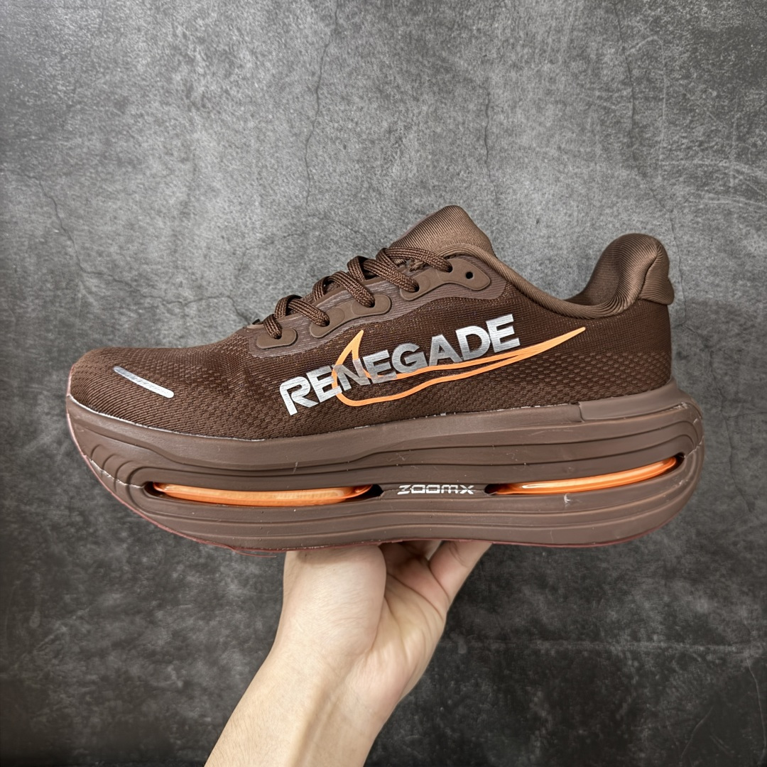 图片[2]-【公司级】Nike VOMERO PREMIUM 耐克 舒适减震防滑 低帮跑步鞋 全掌ReactX泡绵中底 前掌和后跟还配备了Air Zoom气垫单元 据说跑起来更快更舒适哦 这次最大的升级点 首次引入了ReactX泡绵 货号：IQ7314-200 尺码：36 36.5 37.5 38 38.5 39 40 40.5 41 42 42.5 43 44 45 46-莆田鞋