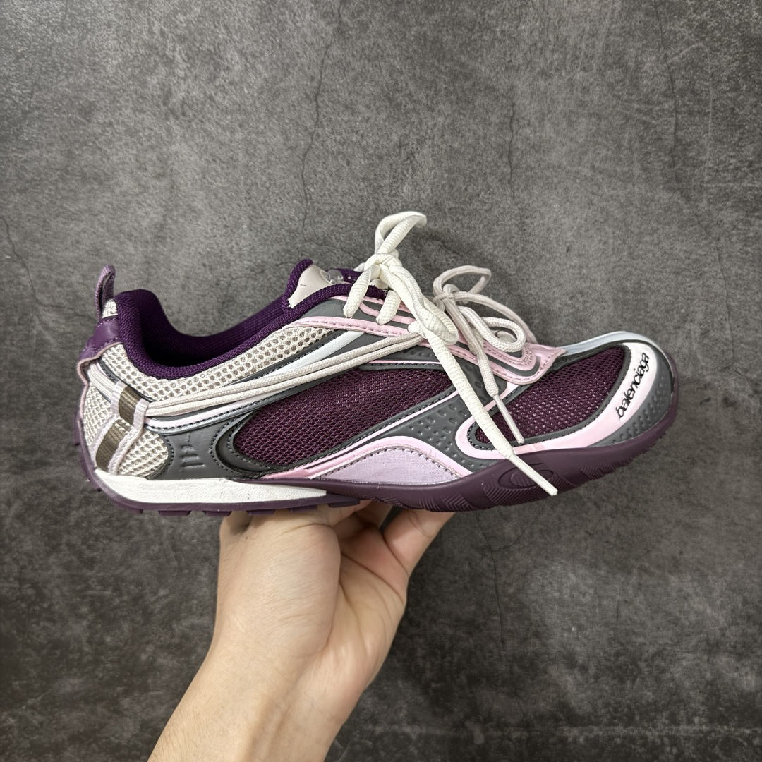 【i8版本】Balenciaga巴黎世家 Radar 圆头系带 做旧效果 低帮 生活休闲鞋 巴黎世家25代 轻薄款经典黑出货 这个非常适合春夏季 很薄很轻 摆脱了巴黎世家往昔那种笨重的观念 尺码：35-40-莆田鞋