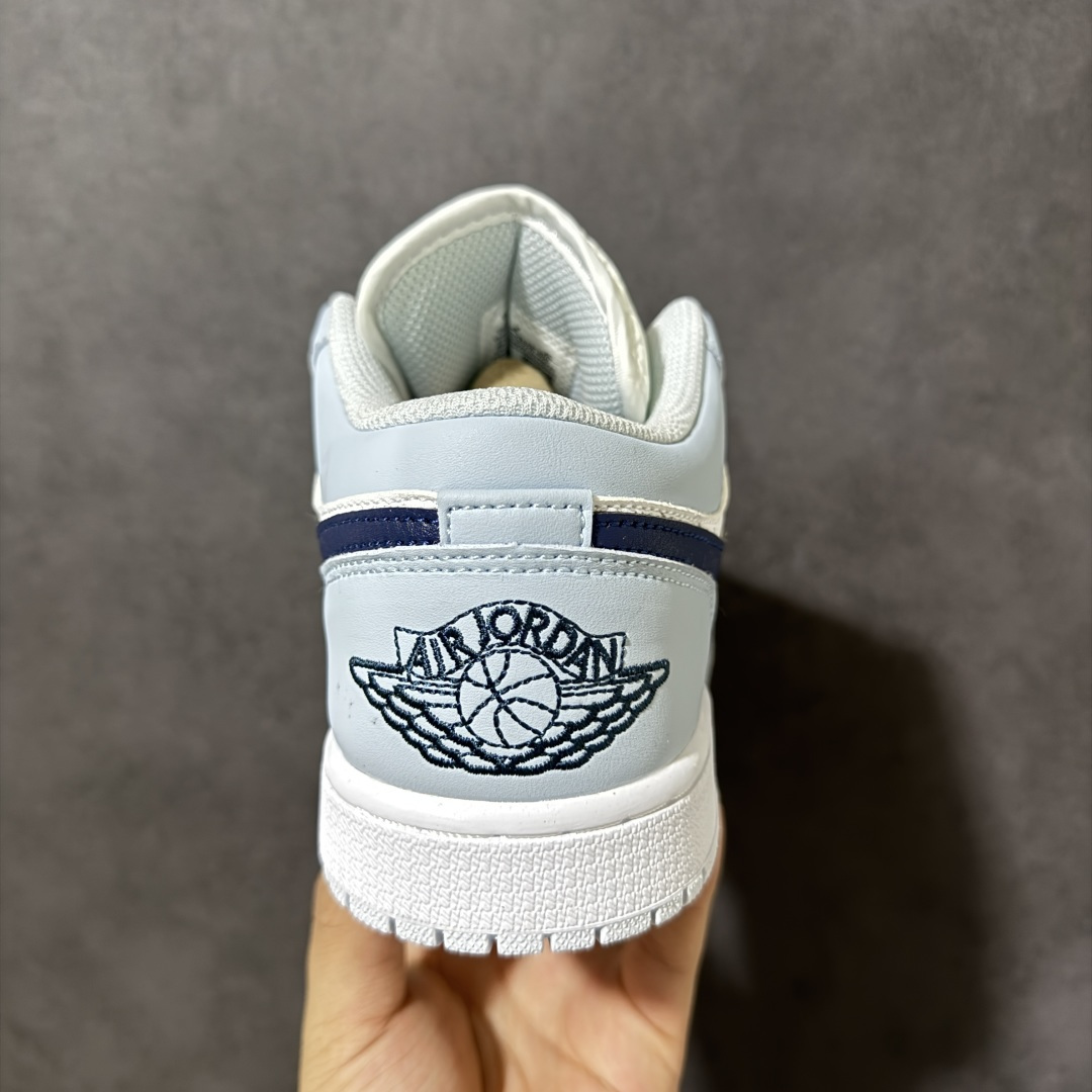 图片[4]-【S版】AJ1低帮 乔1系列 大厂纯原品质出货 超高清洁度 皮料切割干净无任何毛边 细节完美   货号：553558-400 尺码：36 36.5 37.5 38 38.5 39 40 40.5 41 42 42.5 43 44 44.5 45 46-莆田鞋