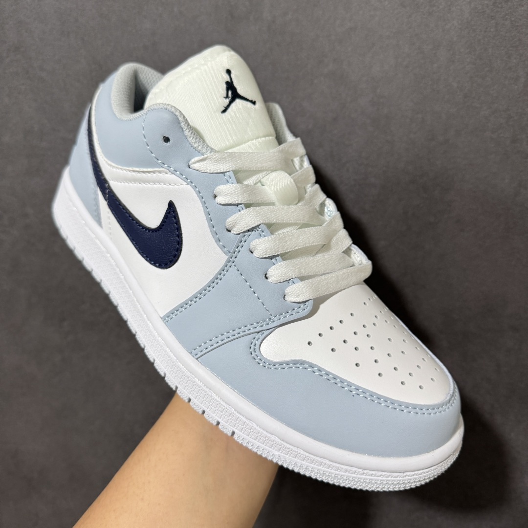 图片[3]-【S版】AJ1低帮 乔1系列 大厂纯原品质出货 超高清洁度 皮料切割干净无任何毛边 细节完美   货号：553558-400 尺码：36 36.5 37.5 38 38.5 39 40 40.5 41 42 42.5 43 44 44.5 45 46-莆田鞋