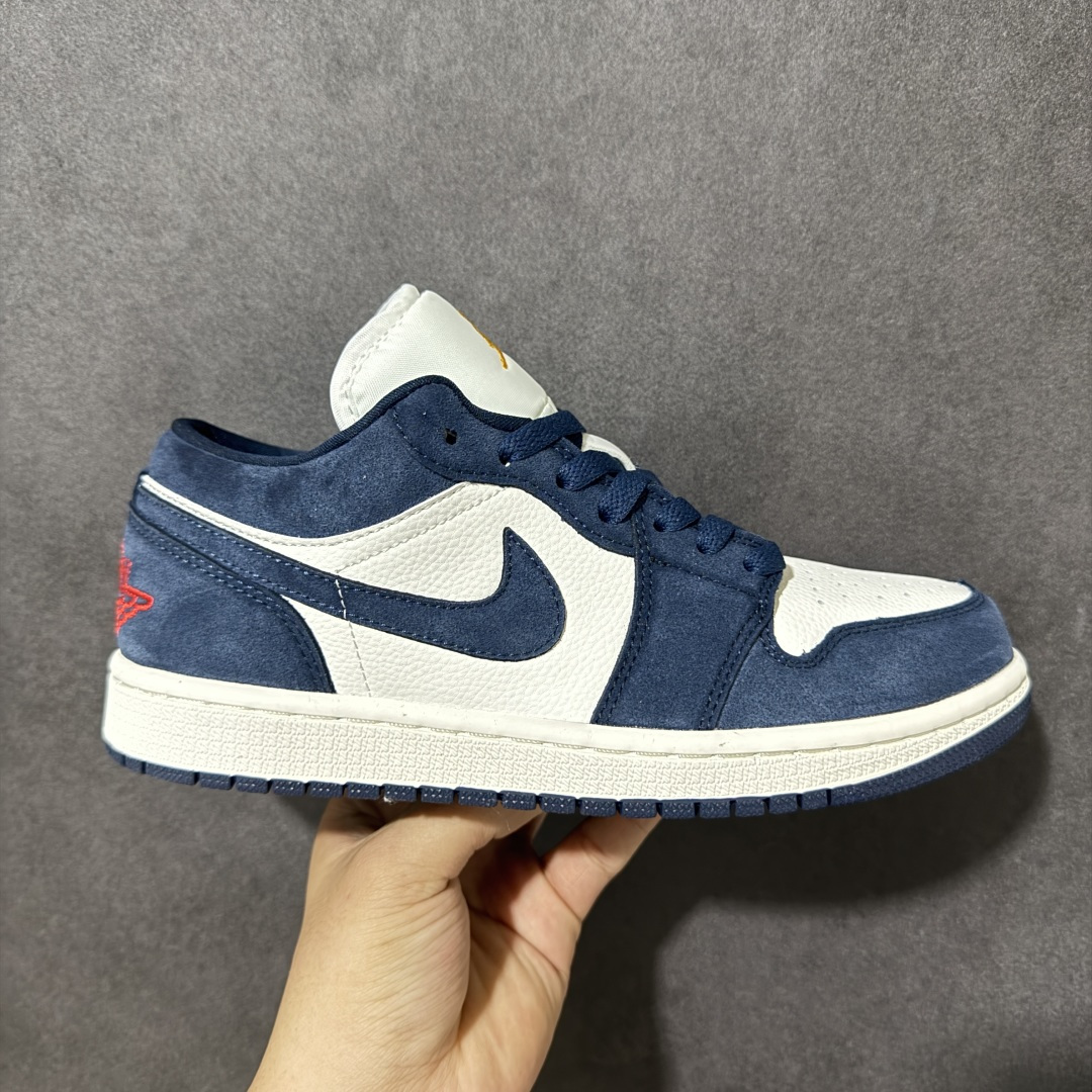 【S版】AJ1低帮 乔1系列 大厂纯原品质出货 超高清洁度 皮料切割干净无任何毛边 细节完美   货号：IO7448-400 尺码：36 36.5 37.5 38 38.5 39 40 40.5 41 42 42.5 43 44 44.5 45 46-莆田鞋