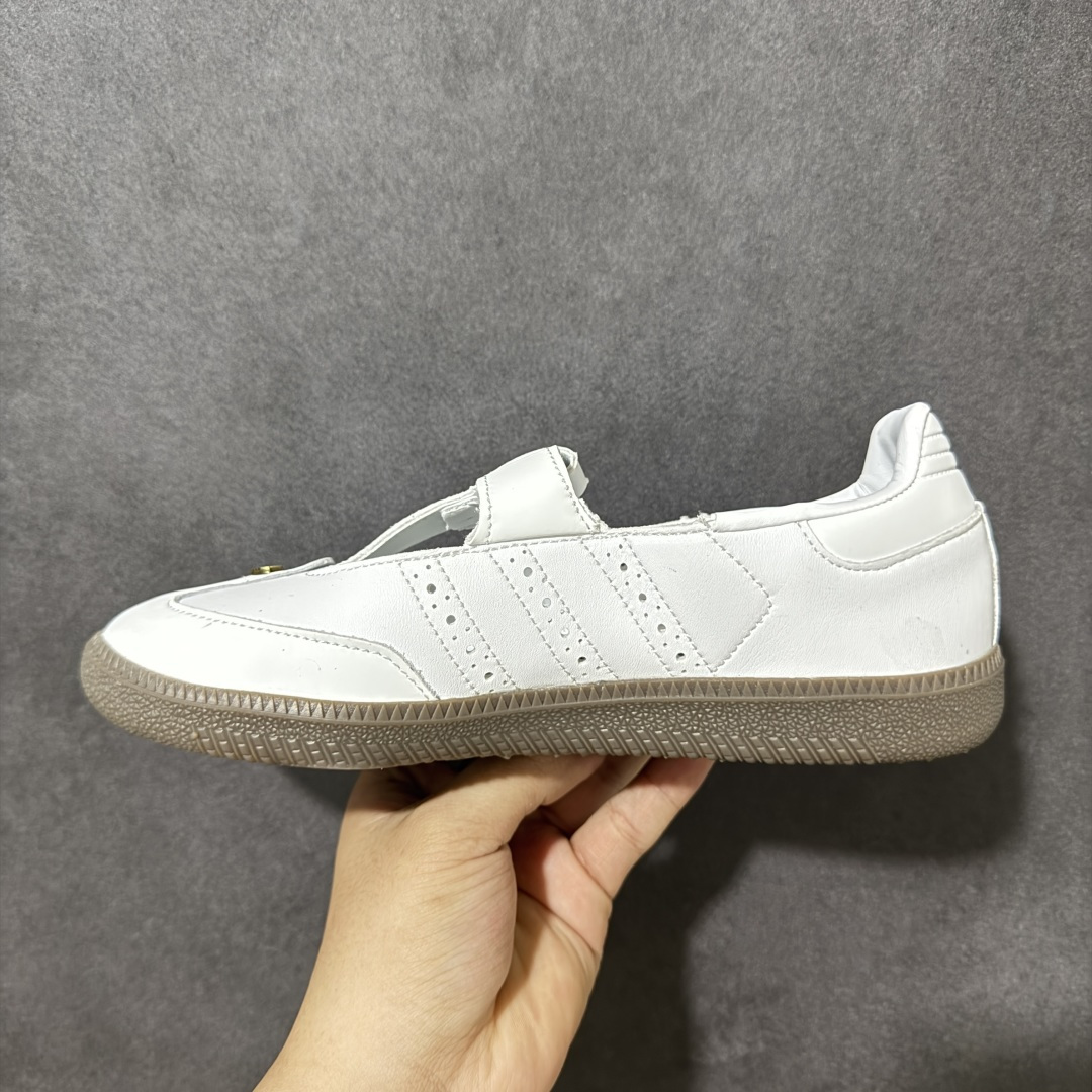 Adidas Samba Jane 阿迪达斯 玛丽珍懒人一脚蹬采用皮革材质的设计融合了经典与现代元素它采