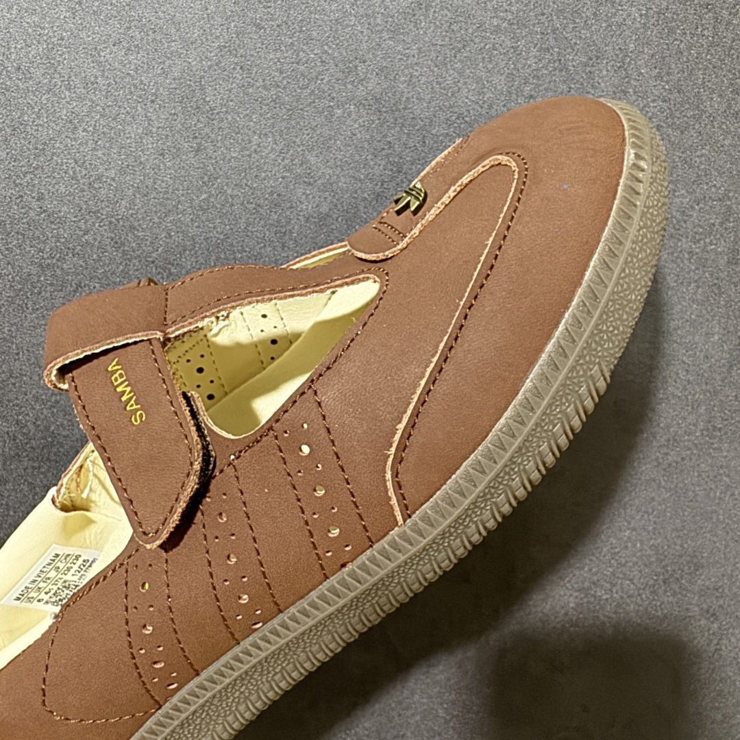 Adidas Samba Jane 阿迪达斯 玛丽珍懒人一脚蹬采用皮革材质的设计融合了经典与现代元素它采