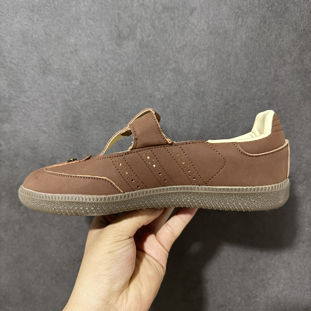 Adidas Samba Jane 阿迪达斯 玛丽珍懒人一脚蹬采用皮革材质的设计融合了经典与现代元素它采