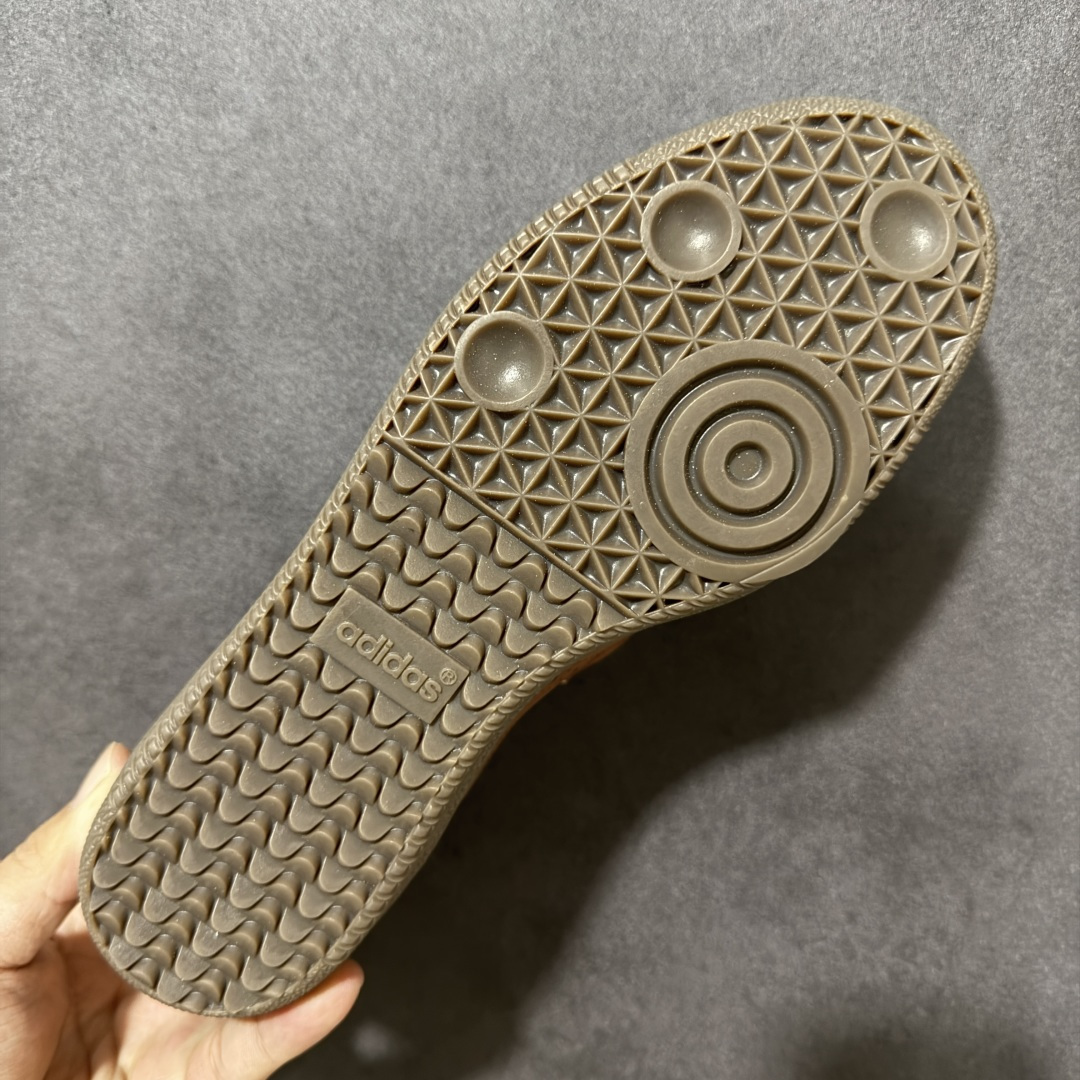Adidas Samba Jane 阿迪达斯 玛丽珍懒人一脚蹬采用皮革材质的设计融合了经典与现代元素它采