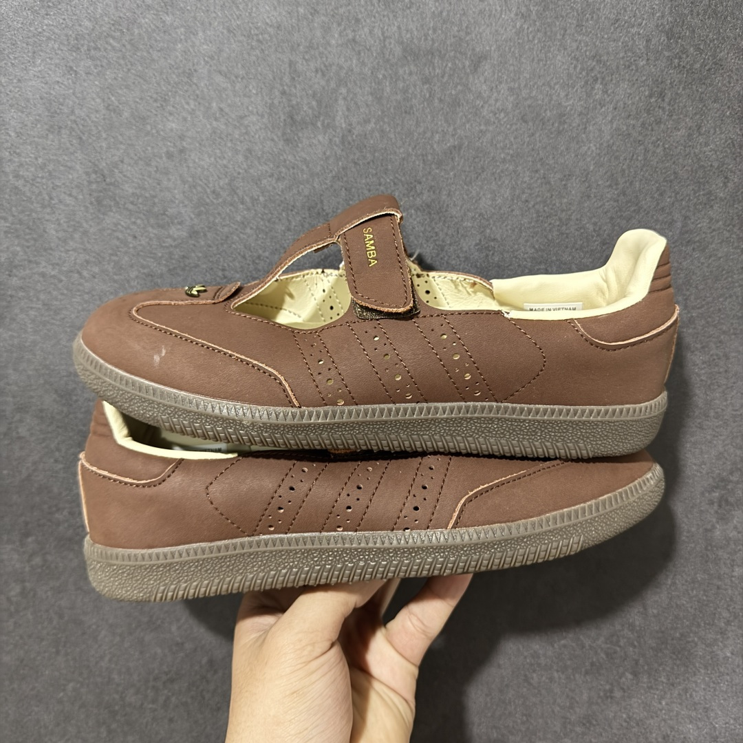 Adidas Samba Jane 阿迪达斯 玛丽珍懒人一脚蹬采用皮革材质的设计融合了经典与现代元素它采