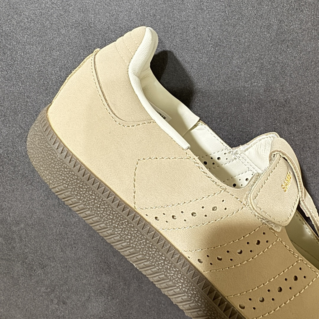 Adidas Samba Jane 阿迪达斯 玛丽珍懒人一脚蹬采用皮革材质的设计融合了经典与现代元素它采