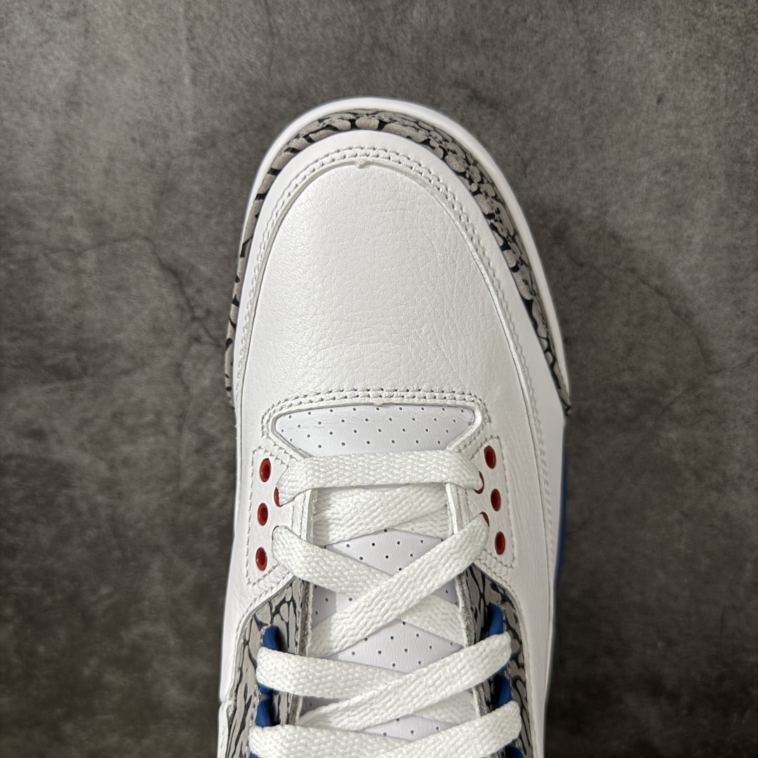 图片[5]-【GX/美版绿x】Air Jordan 3 OG Retro 2025版aj3真蓝 白蓝 出货 货号：IF4396-104 圈内最强三代系列 匠心打造 开发时长超过半年 目前可过各类鉴定或无法鉴定 裸鞋随便操作 全套原纸板楦头开发 原厂大底磨具加持立体防滑纹理 原装可视Air Sole气垫 原汁原味最完美的三代版型 唯一正确鞋头趴度弧度高度鞋身腰线 原厂TPU后跟饰片 正确内里反口里网布 皮料菱角分明不变形无多余毛边 广东原厂zp同批次手工大底描漆拉丝 市场唯一原厂鞋扣模具 原厂织唛标 原厂飞人电绣工艺 尾指中部跳三针 独家绑鞋带手法 印刷中底布 四线拉帮 米色美纹纸贴合固定 进口港宝加持 后跟自然饱满 全鞋荧光划线卡点 追求极致完美 每一双都是工艺品 多重QC质检 超越公司货的品控标准 实实在在的免检产品 尺码：40 40.5 41 42 42.5 43 44 44.5 45 45.5 46 47.5 48.5-选品中心