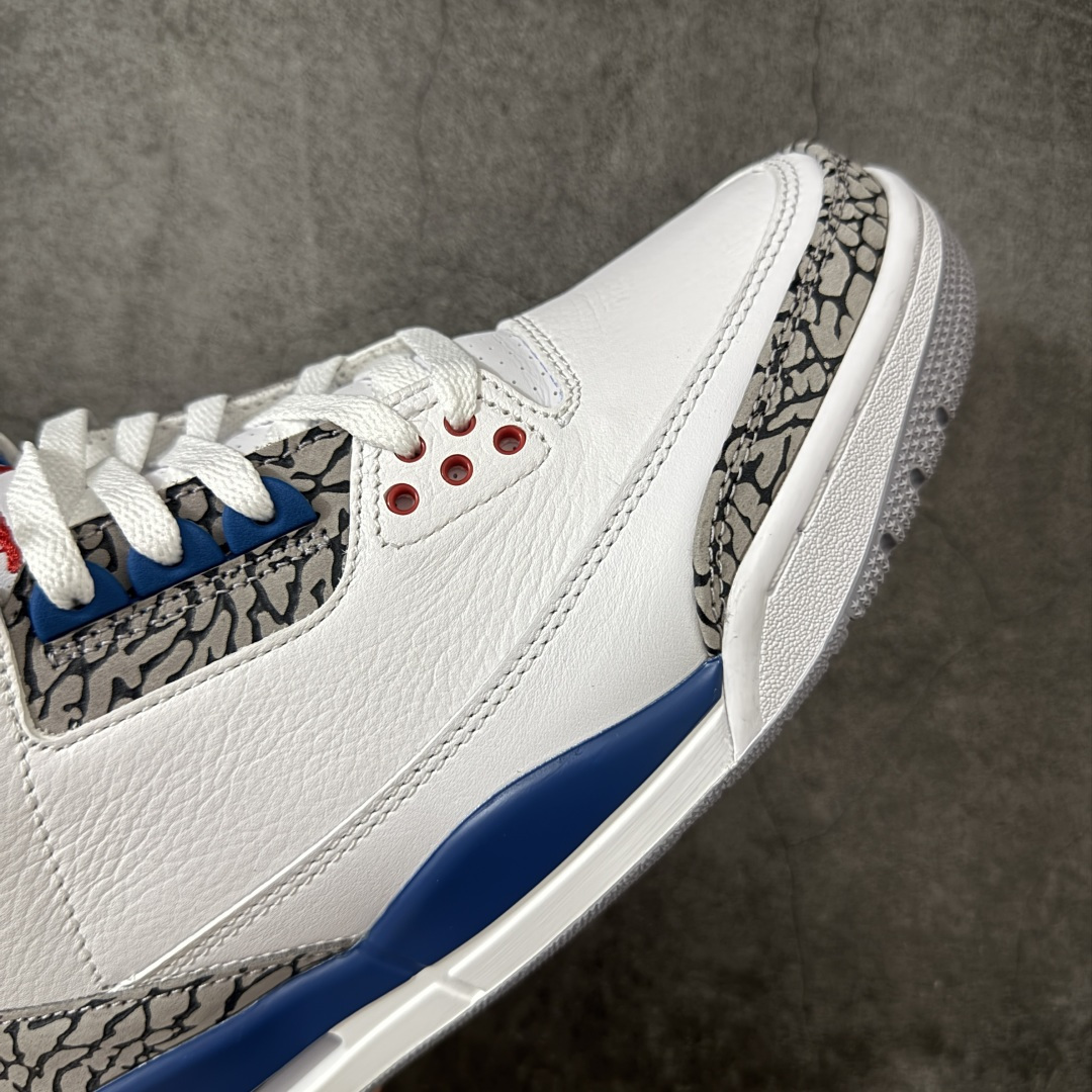 图片[6]-【GX/美版绿x】Air Jordan 3 OG Retro 2025版aj3真蓝 白蓝 出货 货号：IF4396-104 圈内最强三代系列 匠心打造 开发时长超过半年 目前可过各类鉴定或无法鉴定 裸鞋随便操作 全套原纸板楦头开发 原厂大底磨具加持立体防滑纹理 原装可视Air Sole气垫 原汁原味最完美的三代版型 唯一正确鞋头趴度弧度高度鞋身腰线 原厂TPU后跟饰片 正确内里反口里网布 皮料菱角分明不变形无多余毛边 广东原厂zp同批次手工大底描漆拉丝 市场唯一原厂鞋扣模具 原厂织唛标 原厂飞人电绣工艺 尾指中部跳三针 独家绑鞋带手法 印刷中底布 四线拉帮 米色美纹纸贴合固定 进口港宝加持 后跟自然饱满 全鞋荧光划线卡点 追求极致完美 每一双都是工艺品 多重QC质检 超越公司货的品控标准 实实在在的免检产品 尺码：40 40.5 41 42 42.5 43 44 44.5 45 45.5 46 47.5 48.5-选品中心