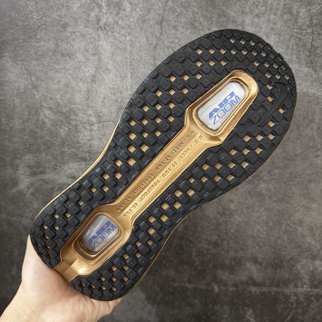 Nike VOMERO PREMIUM 耐克 舒适减震防滑 低帮跑步鞋全掌ReactX泡绵中底 前掌和后