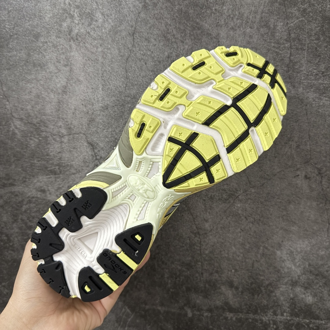 Brooks布鲁克斯 Adrenaline GTS 10 缓震马拉松氮气慢跑鞋货号: 1D 096尺码: