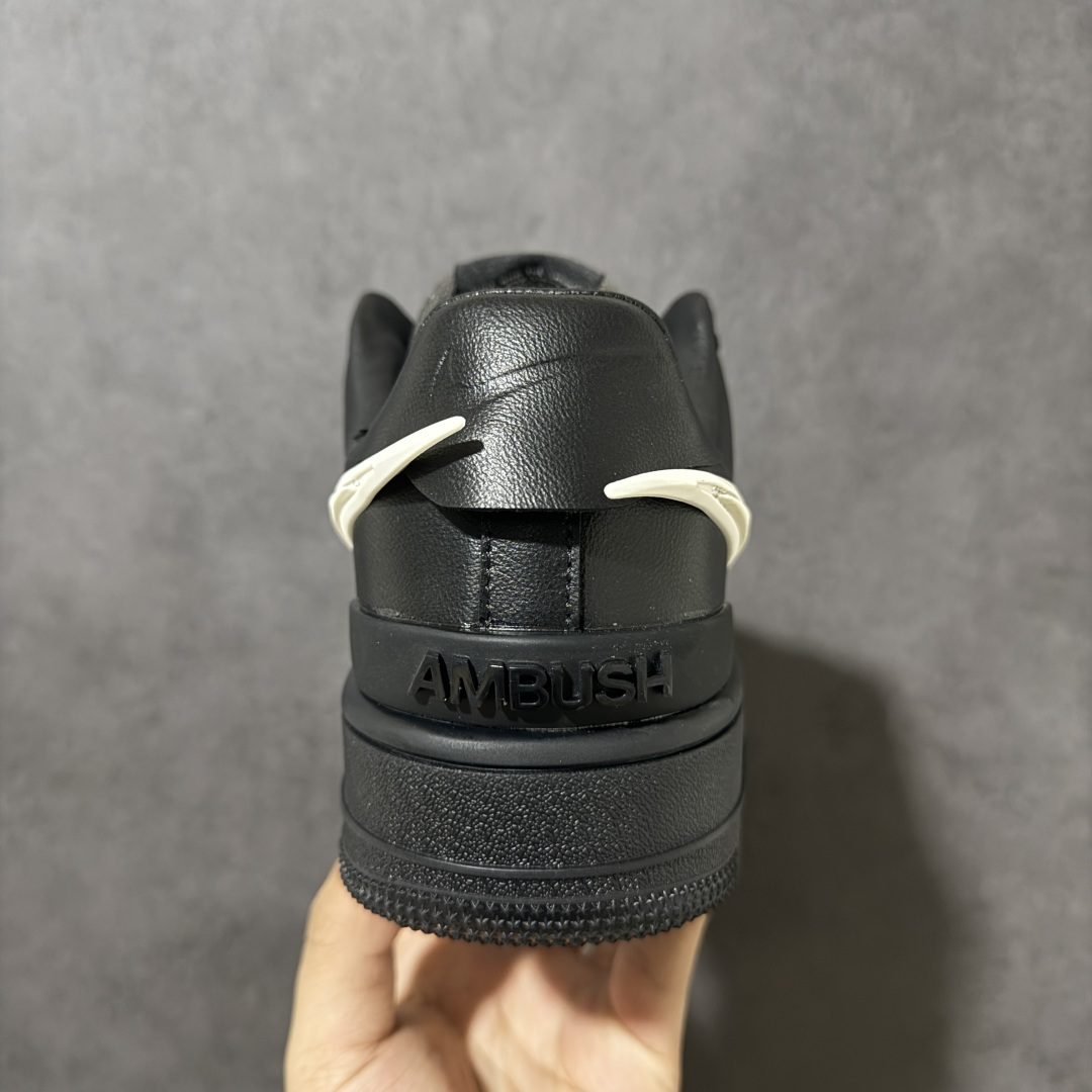 图片[4]-【公司级】Ambush x AF1 Air Force 1 Low 空军一号低帮运动板鞋 联名大钩黑白 DV3464-001 独家正确版 完美出品 高端外贸 零售客户首选 AMBUSH X AF1 Low 联名款 原鞋开版 耗时3个月匠心打造 原厂进口纳帕皮料 人工甩皮 全新正确RB原大底 上手上脚复刻正品质感 尺码： 36-45-莆田鞋