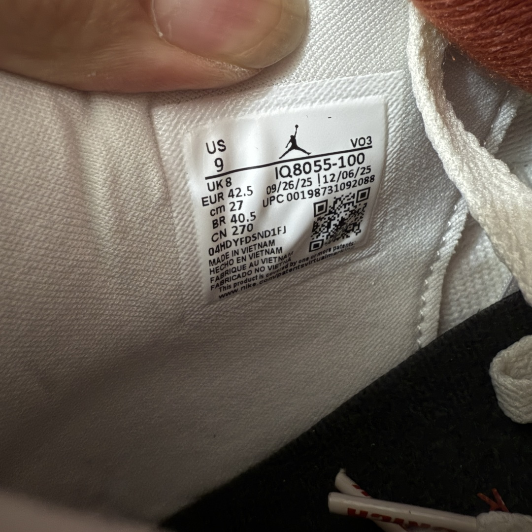 图片[7]-【原厂版】 Air Jordan × Nigel Sylvester Air Jordan AJ4 联名\”Brick After Brick\” 白红 白砖 货号：IQ8055-100 全新升级改良 原鞋原楦原纸板同源开发 完美呈现乔4的版型 内侧正确双色网格 还原细节 原厂皮料 正确气垫颜色 正确网格工艺 正确拉帮工艺 全鞋原装材料制作 原档案原模具打造 支持全方位与正品对比 尺码：40-47.5-莆田鞋