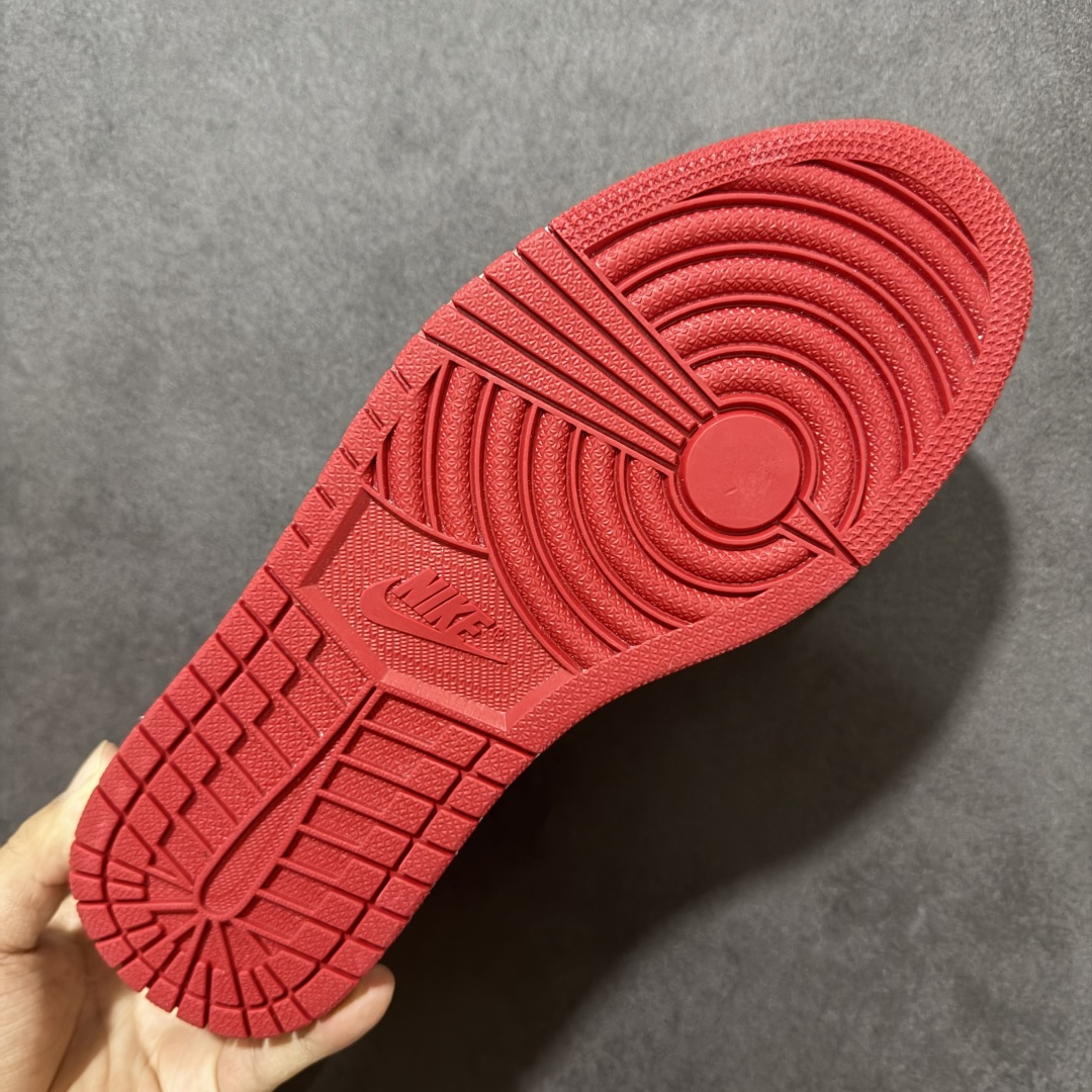 图片[9]-【公司级】Nike Air Jordan 1 Retro Low OG 耐克 AJ1乔1低帮休闲板鞋 同步官方配色 升级原楦原档案数据开发纸版楦型 采用同源纳帕头层皮革鞋面材质 全新底模完美品相清洁度及喷漆效果 货号：IW6276-001 尺码：36 36.5 37.5 38 38.5 39 40 40.5 41 42 42.5 43 44 45 46 47-莆田鞋