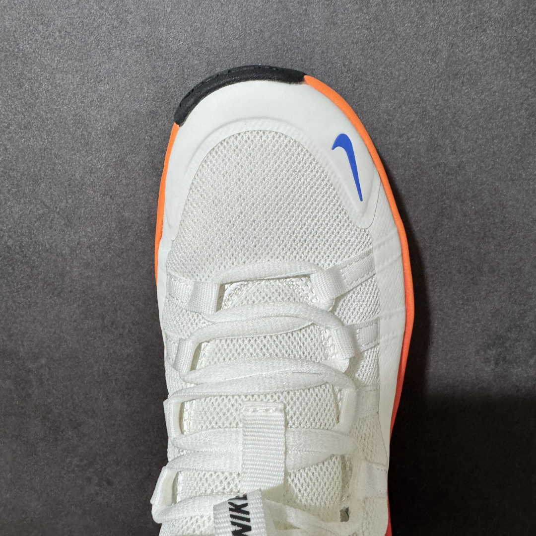 图片[5]-【公司级】耐克（NIKE）2026年男女子NIKE FREE METCON 7训练鞋 II7405-102 鞋款经过革新设计，增强了中足包覆。当然，我们沿袭了 Nike Free 技术，带来快速而强劲的脚感。灵活前足和稳定后跟，助你轻松从动态运动转换为力量型运动。Nike Free 技术将后跟泡棉的稳定性与中底柔软的泡棉相结合，带来动态训练所需的灵活性。全掌型橡胶外底，为泡棉提供支撑，同时提升耐穿性，可在草坪和混凝土等多种地面实现出色抓地力。织带鞋眼与快速系带系统相结合，实现稳固舒适的贴合感。轻盈网眼鞋面，带来舒适透气体验。中足织带系统取代了 Flywire 飞线，鞋头和鞋侧耐穿设计，提供出众支撑效果。 货号： II7405-102 尺码： 36 36.5 37.5 38 38.5 39 40 40.5 41 42 42.5 43 44 45-莆田鞋