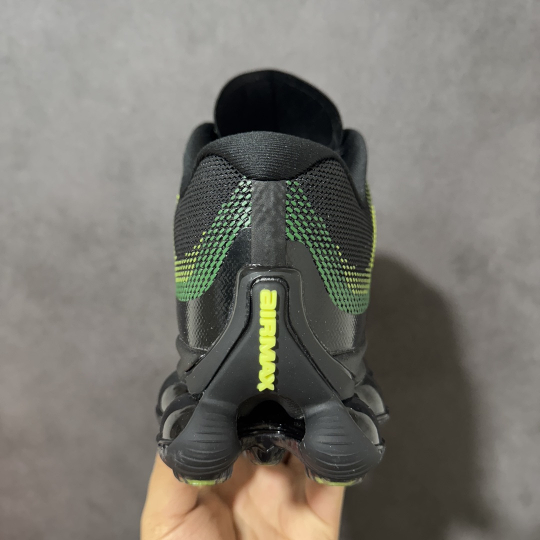 图片[4]-【公司级】 Nike Air Liquid Max 耐克 舒适贴合 耐磨防滑 全掌气垫缓震 低帮运动跑步鞋，时尚舒适的穿着感受和出众格调 鞋款设计灵感源自经典 搭配全掌气垫和新颖配色 彰显的出众创新 缔造非凡舒适的日常穿着体验 从跑步运动汲取设计灵感 打造利落外观 让你时刻彰显风范。 货号：IQ7634-001 尺码： 36 37.5 38 39 40 41 42 43 44 45 46-莆田鞋