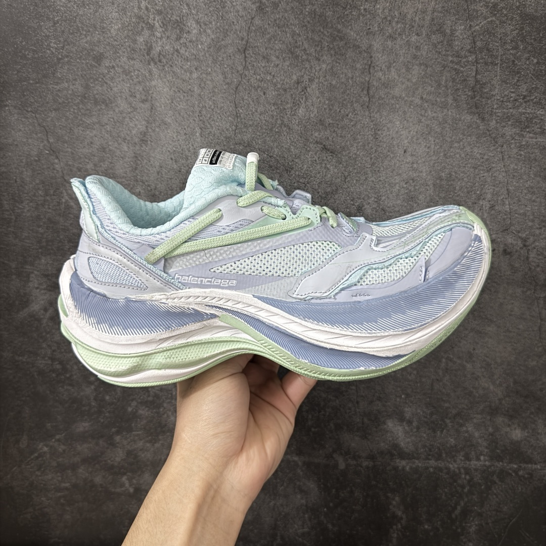 【i8纯原】Balenciaga巴黎世家26代 Jet 压纹印花 圆头厚底4.25cm 低帮 老爹鞋 男女款 马卡龙 市场老牌巴黎世家大厂出品 品质价格无需多言 原鞋原材料打造 一比一细节还原 此款相对之前款式轻质很多 超厚鞋底增高4-5cm 高街风格 尺码：35-46-莆田鞋