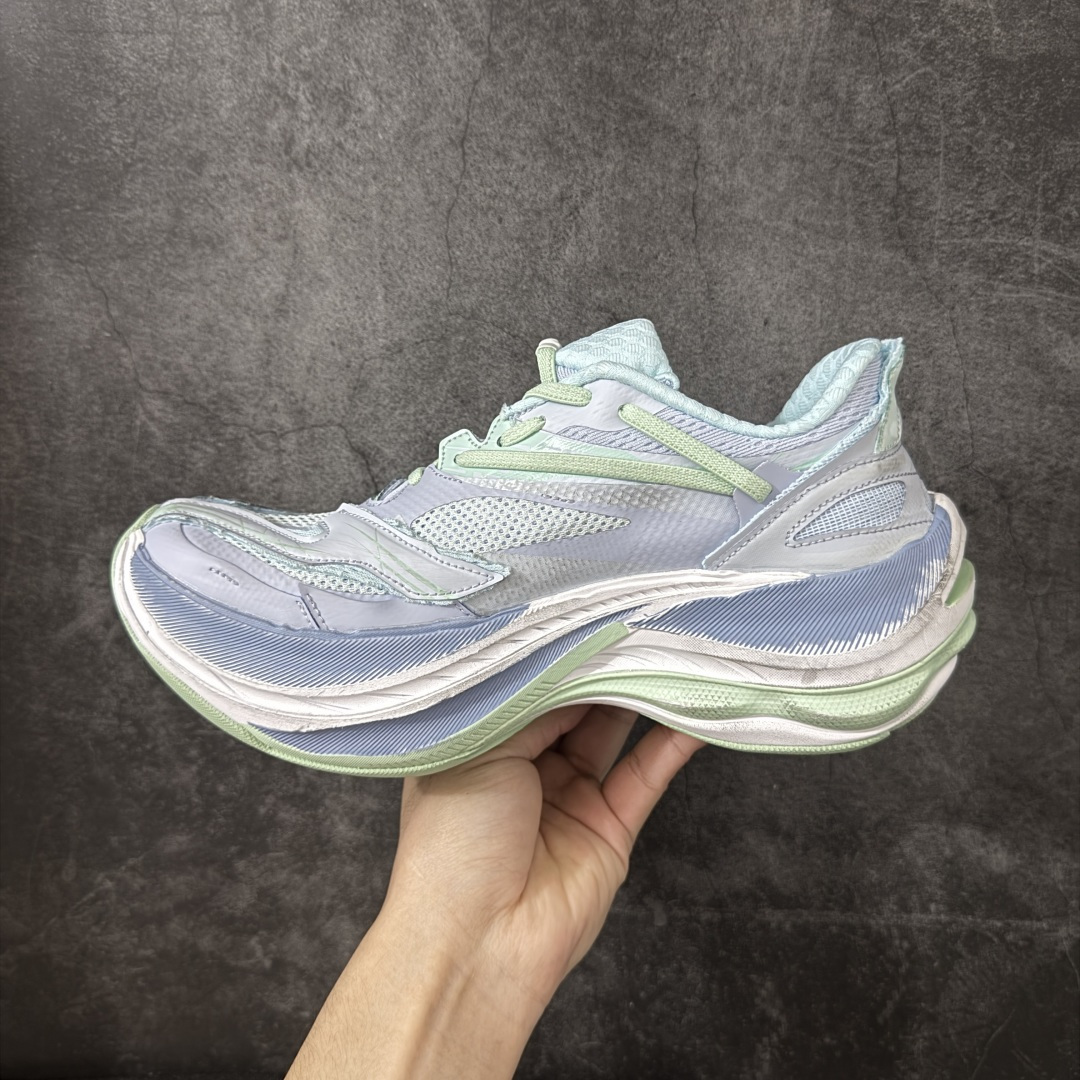 图片[2]-【i8纯原】Balenciaga巴黎世家26代 Jet 压纹印花 圆头厚底4.25cm 低帮 老爹鞋 男女款 马卡龙 市场老牌巴黎世家大厂出品 品质价格无需多言 原鞋原材料打造 一比一细节还原 此款相对之前款式轻质很多 超厚鞋底增高4-5cm 高街风格 尺码：35-46-莆田鞋