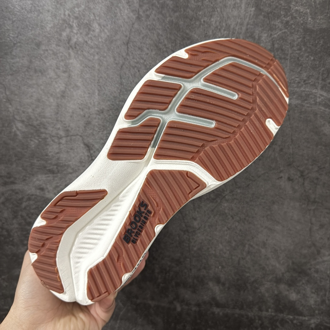 图片[9]-【BT纯原】Brooks Glycerin 23 布鲁克斯甘油 男女同款 正宗发泡超临界跑鞋 鞋面透气网眼 穿着舒适四季能穿 鞋面采用原厂甲卡梭织布此工艺只有DG那边才能做好 中底采用 DNA Tuned 超临界发泡 前掌DNA FLASH V2 抓地防滑耐磨 轻量竞速 日常跑步/马拉松/通勤最适合不过 超临界：核心特点 材质与脚感：采用EVA与TPU混合的超临界发泡材料，脚感软弹，回弹比Ortholite更快，重量更轻（单只约150克），能有效提升能量回馈，目前算最核心的中底！ ​采用原厂1：1 原盒原标 原厂欧索奈鞋垫 一切细节 做工以及脚感均做到完美还原 欢迎品鉴💪 尺码：35.5 36 36.5 37.5 38 38.5 39 40 40.5 41 42 42.5 43 44 44.5 45 46 46.5 47.5-莆田鞋