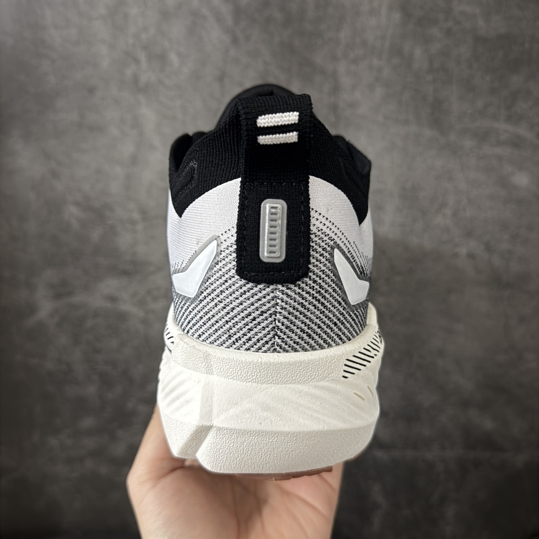 图片[4]-【BT纯原】Brooks Glycerin 23 布鲁克斯甘油 男女同款 正宗发泡超临界跑鞋 鞋面透气网眼 穿着舒适四季能穿 鞋面采用原厂甲卡梭织布此工艺只有DG那边才能做好 中底采用 DNA Tuned 超临界发泡 前掌DNA FLASH V2 抓地防滑耐磨 轻量竞速 日常跑步/马拉松/通勤最适合不过 超临界：核心特点 材质与脚感：采用EVA与TPU混合的超临界发泡材料，脚感软弹，回弹比Ortholite更快，重量更轻（单只约150克），能有效提升能量回馈，目前算最核心的中底！ ​采用原厂1：1 原盒原标 原厂欧索奈鞋垫 一切细节 做工以及脚感均做到完美还原 欢迎品鉴💪 尺码：35.5 36 36.5 37.5 38 38.5 39 40 40.5 41 42 42.5 43 44 44.5 45 46 46.5 47.5-莆田鞋