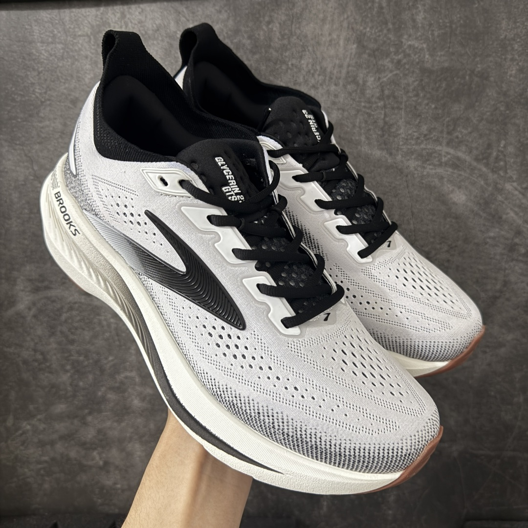 【BT纯原】Brooks Glycerin 23 布鲁克斯甘油 男女同款 正宗发泡超临界跑鞋 鞋面透气网眼 穿着舒适四季能穿 鞋面采用原厂甲卡梭织布此工艺只有DG那边才能做好 中底采用 DNA Tuned 超临界发泡 前掌DNA FLASH V2 抓地防滑耐磨 轻量竞速 日常跑步/马拉松/通勤最适合不过 超临界：核心特点 材质与脚感：采用EVA与TPU混合的超临界发泡材料，脚感软弹，回弹比Ortholite更快，重量更轻（单只约150克），能有效提升能量回馈，目前算最核心的中底！ ​采用原厂1：1 原盒原标 原厂欧索奈鞋垫 一切细节 做工以及脚感均做到完美还原 欢迎品鉴💪 尺码：35.5 36 36.5 37.5 38 38.5 39 40 40.5 41 42 42.5 43 44 44.5 45 46 46.5 47.5-莆田鞋