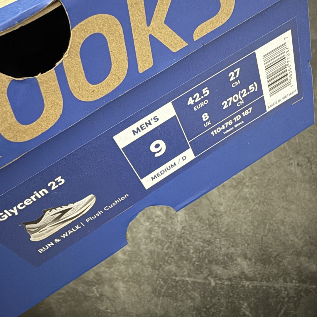 图片[12]-【BT纯原】Brooks Glycerin 23 布鲁克斯甘油 男女同款 正宗发泡超临界跑鞋 鞋面透气网眼 穿着舒适四季能穿 鞋面采用原厂甲卡梭织布此工艺只有DG那边才能做好 中底采用 DNA Tuned 超临界发泡 前掌DNA FLASH V2 抓地防滑耐磨 轻量竞速 日常跑步/马拉松/通勤最适合不过 超临界：核心特点 材质与脚感：采用EVA与TPU混合的超临界发泡材料，脚感软弹，回弹比Ortholite更快，重量更轻（单只约150克），能有效提升能量回馈，目前算最核心的中底！ ​采用原厂1：1 原盒原标 原厂欧索奈鞋垫 一切细节 做工以及脚感均做到完美还原 欢迎品鉴💪 尺码：35.5 36 36.5 37.5 38 38.5 39 40 40.5 41 42 42.5 43 44 44.5 45 46 46.5 47.5-莆田鞋