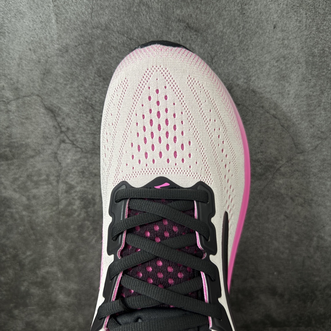 图片[5]-【BT纯原】Brooks Glycerin 23 布鲁克斯甘油 男女同款 正宗发泡超临界跑鞋 鞋面透气网眼 穿着舒适四季能穿 鞋面采用原厂甲卡梭织布此工艺只有DG那边才能做好 中底采用 DNA Tuned 超临界发泡 前掌DNA FLASH V2 抓地防滑耐磨 轻量竞速 日常跑步/马拉松/通勤最适合不过 超临界：核心特点 材质与脚感：采用EVA与TPU混合的超临界发泡材料，脚感软弹，回弹比Ortholite更快，重量更轻（单只约150克），能有效提升能量回馈，目前算最核心的中底！ ​采用原厂1：1 原盒原标 原厂欧索奈鞋垫 一切细节 做工以及脚感均做到完美还原 欢迎品鉴💪 尺码：35.5 36 36.5 37.5 38 38.5 39 40 40.5 41 42 42.5 43 44 44.5 45 46 46.5 47.5-莆田鞋