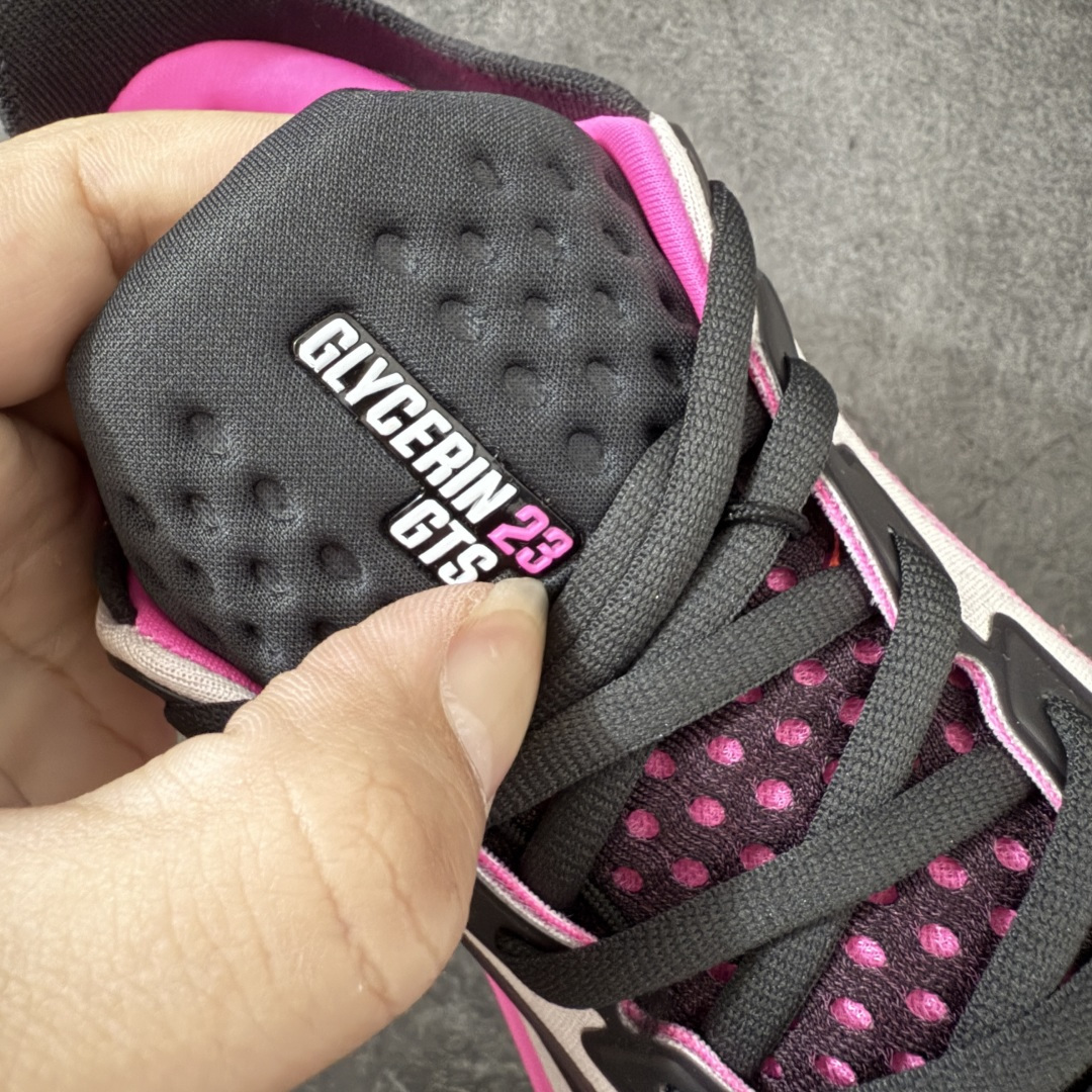 图片[7]-【BT纯原】Brooks Glycerin 23 布鲁克斯甘油 男女同款 正宗发泡超临界跑鞋 鞋面透气网眼 穿着舒适四季能穿 鞋面采用原厂甲卡梭织布此工艺只有DG那边才能做好 中底采用 DNA Tuned 超临界发泡 前掌DNA FLASH V2 抓地防滑耐磨 轻量竞速 日常跑步/马拉松/通勤最适合不过 超临界：核心特点 材质与脚感：采用EVA与TPU混合的超临界发泡材料，脚感软弹，回弹比Ortholite更快，重量更轻（单只约150克），能有效提升能量回馈，目前算最核心的中底！ ​采用原厂1：1 原盒原标 原厂欧索奈鞋垫 一切细节 做工以及脚感均做到完美还原 欢迎品鉴💪 尺码：35.5 36 36.5 37.5 38 38.5 39 40 40.5 41 42 42.5 43 44 44.5 45 46 46.5 47.5-莆田鞋