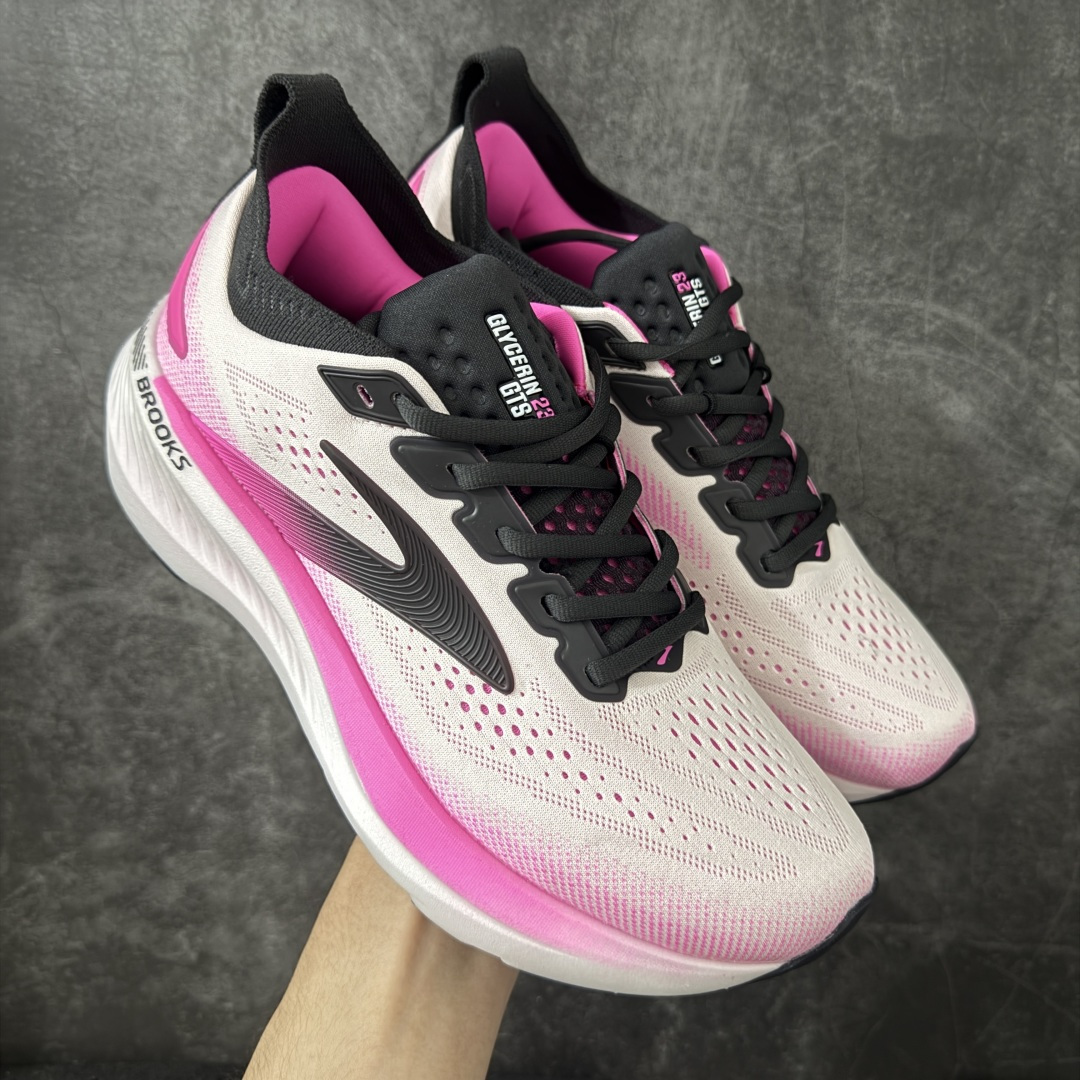 【BT纯原】Brooks Glycerin 23 布鲁克斯甘油 男女同款 正宗发泡超临界跑鞋 鞋面透气网眼 穿着舒适四季能穿 鞋面采用原厂甲卡梭织布此工艺只有DG那边才能做好 中底采用 DNA Tuned 超临界发泡 前掌DNA FLASH V2 抓地防滑耐磨 轻量竞速 日常跑步/马拉松/通勤最适合不过 超临界：核心特点 材质与脚感：采用EVA与TPU混合的超临界发泡材料，脚感软弹，回弹比Ortholite更快，重量更轻（单只约150克），能有效提升能量回馈，目前算最核心的中底！ ​采用原厂1：1 原盒原标 原厂欧索奈鞋垫 一切细节 做工以及脚感均做到完美还原 欢迎品鉴💪 尺码：35.5 36 36.5 37.5 38 38.5 39 40 40.5 41 42 42.5 43 44 44.5 45 46 46.5 47.5-莆田鞋