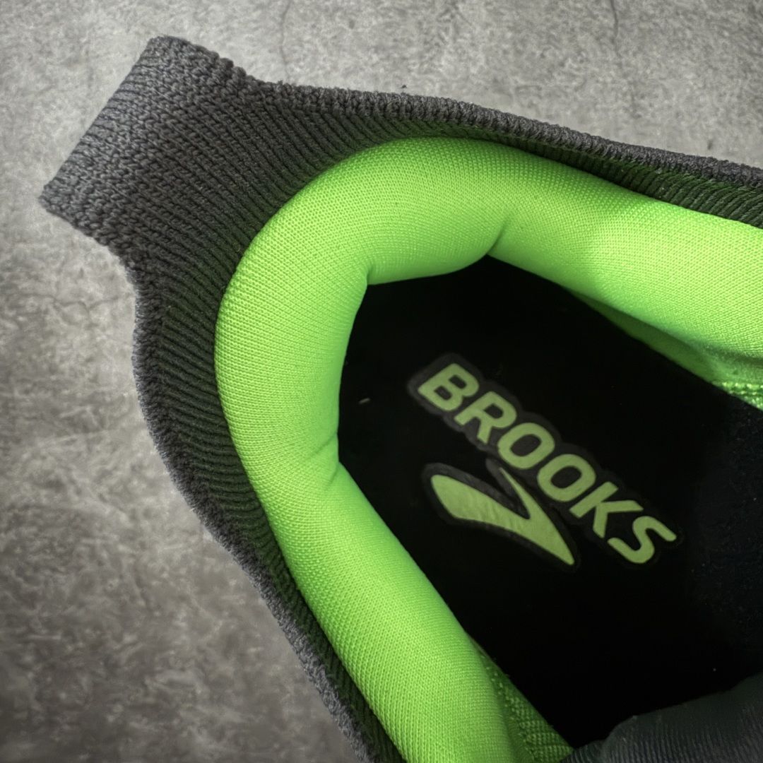 图片[8]-【BT纯原】Brooks Glycerin 23 布鲁克斯甘油 男女同款 正宗发泡超临界跑鞋 鞋面透气网眼 穿着舒适四季能穿 鞋面采用原厂甲卡梭织布此工艺只有DG那边才能做好 中底采用 DNA Tuned 超临界发泡 前掌DNA FLASH V2 抓地防滑耐磨 轻量竞速 日常跑步/马拉松/通勤最适合不过 超临界：核心特点 材质与脚感：采用EVA与TPU混合的超临界发泡材料，脚感软弹，回弹比Ortholite更快，重量更轻（单只约150克），能有效提升能量回馈，目前算最核心的中底！ ​采用原厂1：1 原盒原标 原厂欧索奈鞋垫 一切细节 做工以及脚感均做到完美还原 欢迎品鉴💪 尺码：35.5 36 36.5 37.5 38 38.5 39 40 40.5 41 42 42.5 43 44 44.5 45 46 46.5 47.5-莆田鞋