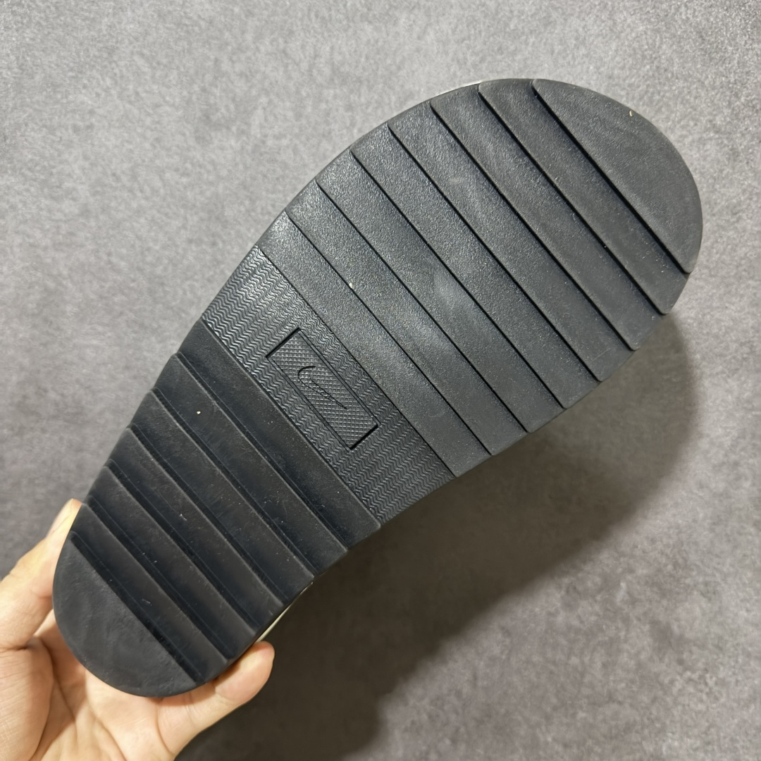 NIKE OFFLINE 2.0 舒适防滑防磨 休闲百搭一字拖鞋货号：CZ0332-002尺码：36-4