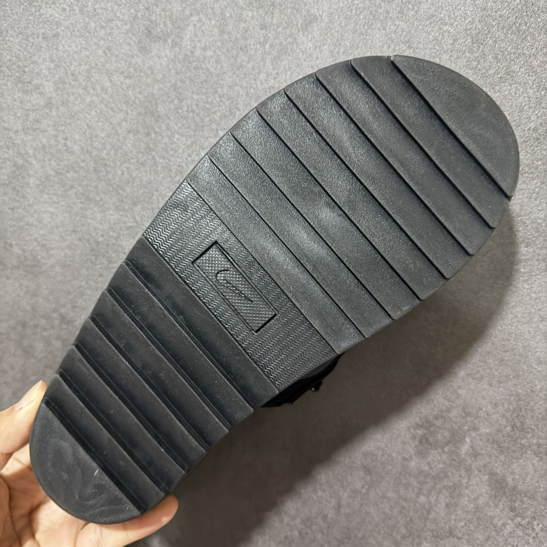NIKE OFFLINE 2.0 舒适防滑防磨 休闲百搭一字拖鞋货号：CZ0332-002尺码：36-4