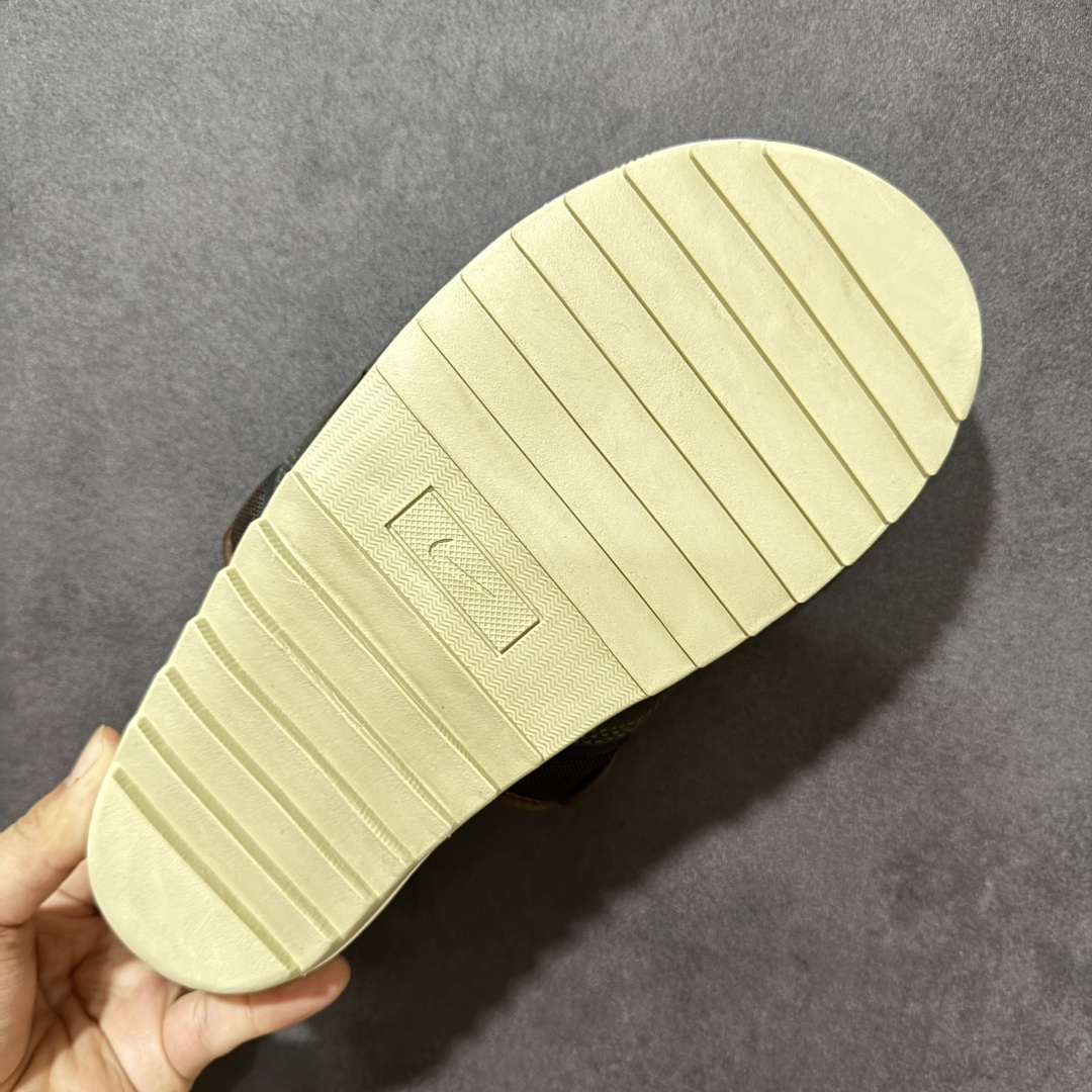NIKE OFFLINE 2.0 舒适防滑防磨 休闲百搭一字拖鞋货号：CZ0332-002尺码：36-4