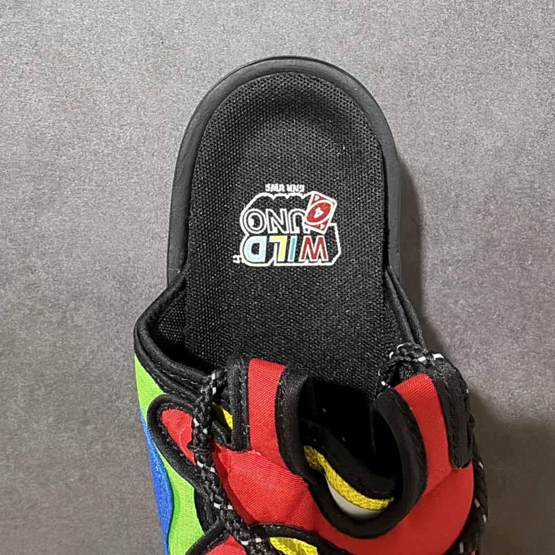 NIKE OFFLINE 2.0 舒适防滑防磨 休闲百搭一字拖鞋货号：CZ0332-002尺码：36-4