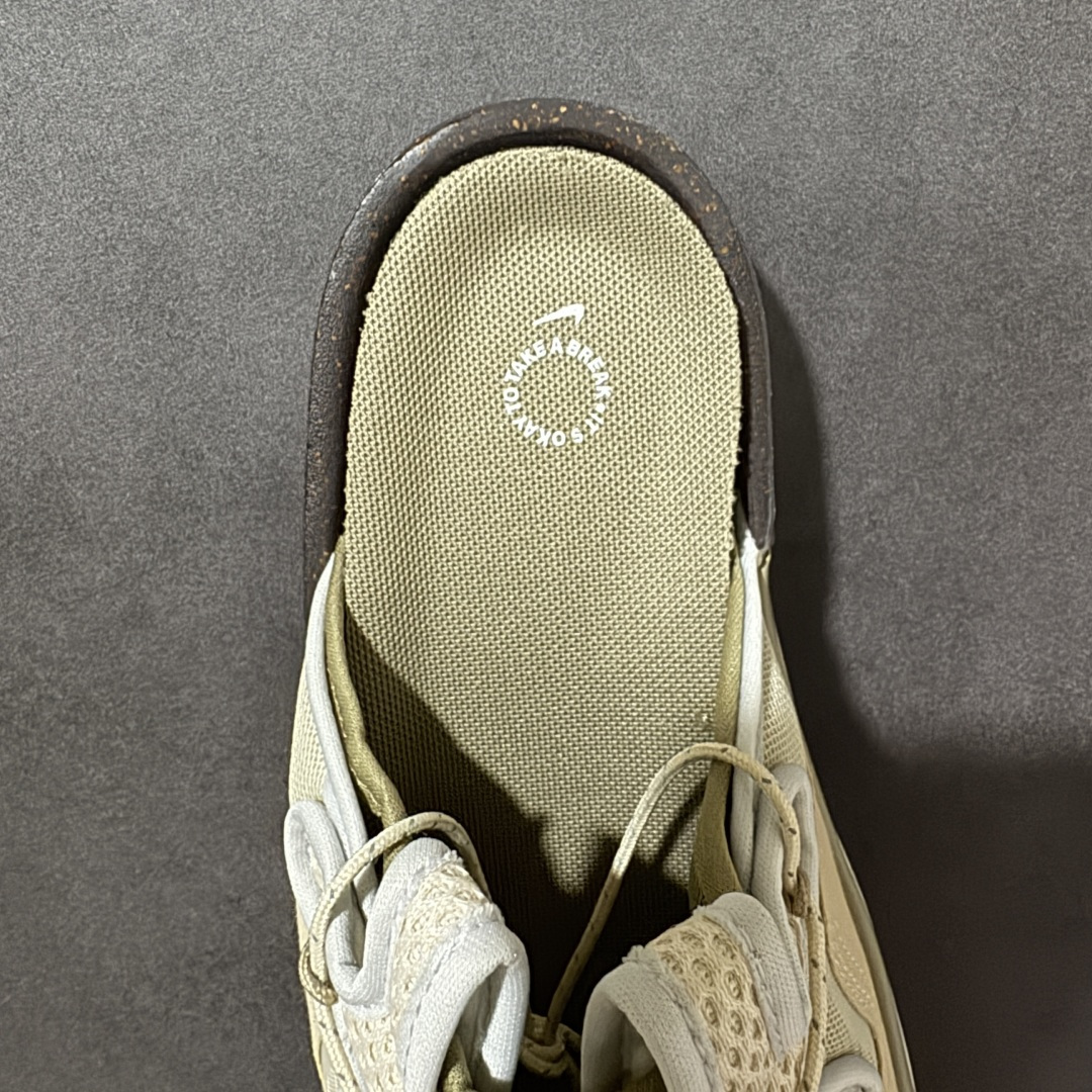 NIKE OFFLINE 2.0 舒适防滑防磨 休闲百搭一字拖鞋货号：CZ0332-002尺码：36-4