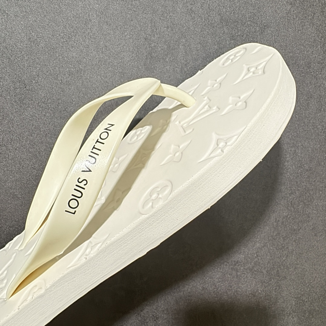 图片[8]-【广东纯原】lv-路易威登 人字拖 拖鞋系列 外单的最爱😍 新品凉拖鞋，高端精品，鞋面精致压花logo装饰，精细做工，鞋底超软，休闲宽松舒适型，夏季必入哦！ 尺码：35-45-选品中心