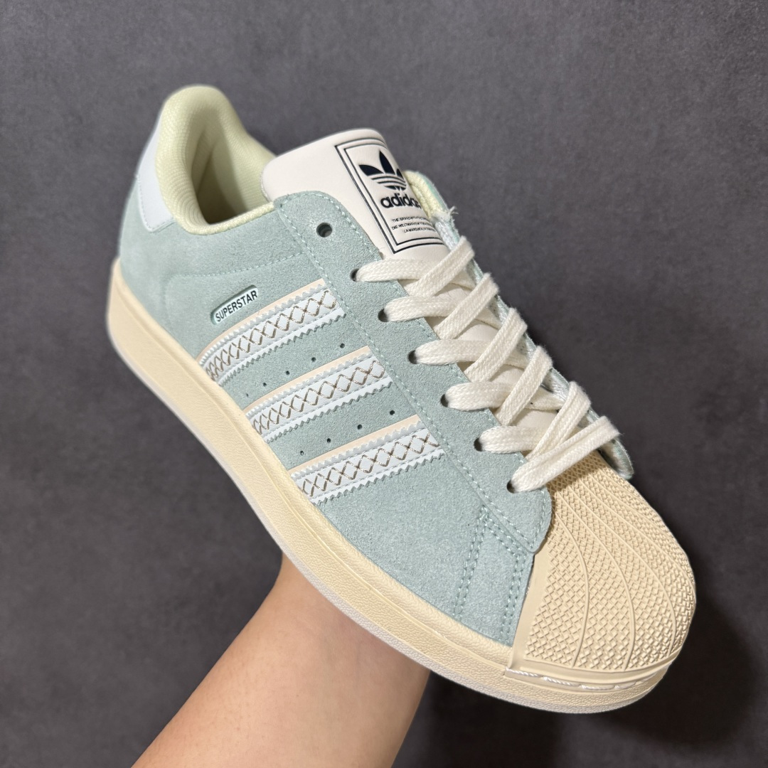 Adidas Originals Superstar II 贝壳头休闲板鞋货号：LC0468尺码：35