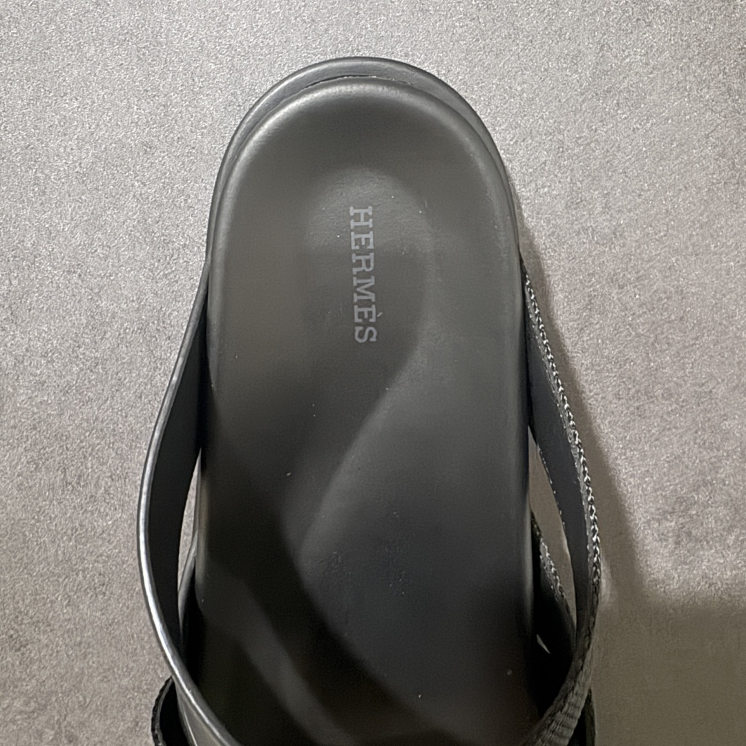 HERMES Sandales Chyprechevre Velours 黑色 皮面/绒面尺码：40-4