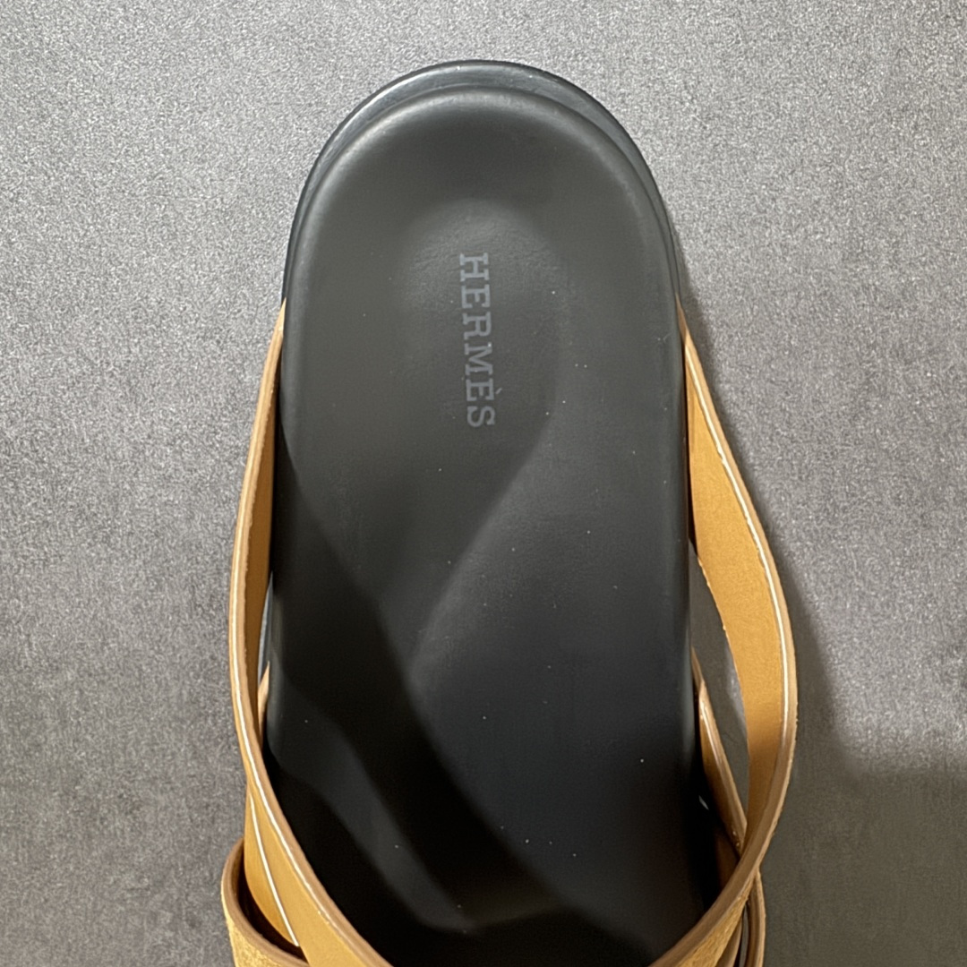 HERMES Sandales Chyprechevre Velours 皮面/绒面尺码：40-46编码