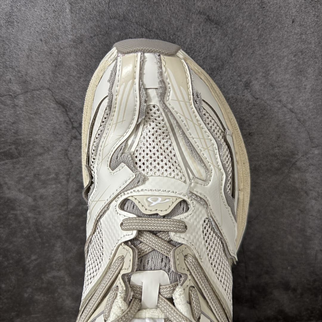 图片[5]-【VG纯原】Balenciaga巴黎世家26代 Jet 压纹印花 圆头厚底4.25cm 低帮 老爹鞋 米色 市场老牌巴黎世家大厂出品 品质价格无需多言 原鞋原材料打造 一比一细节还原 此款相对之前款式轻质很多 超厚鞋底增高4-5cm 高街风格-莆田鞋