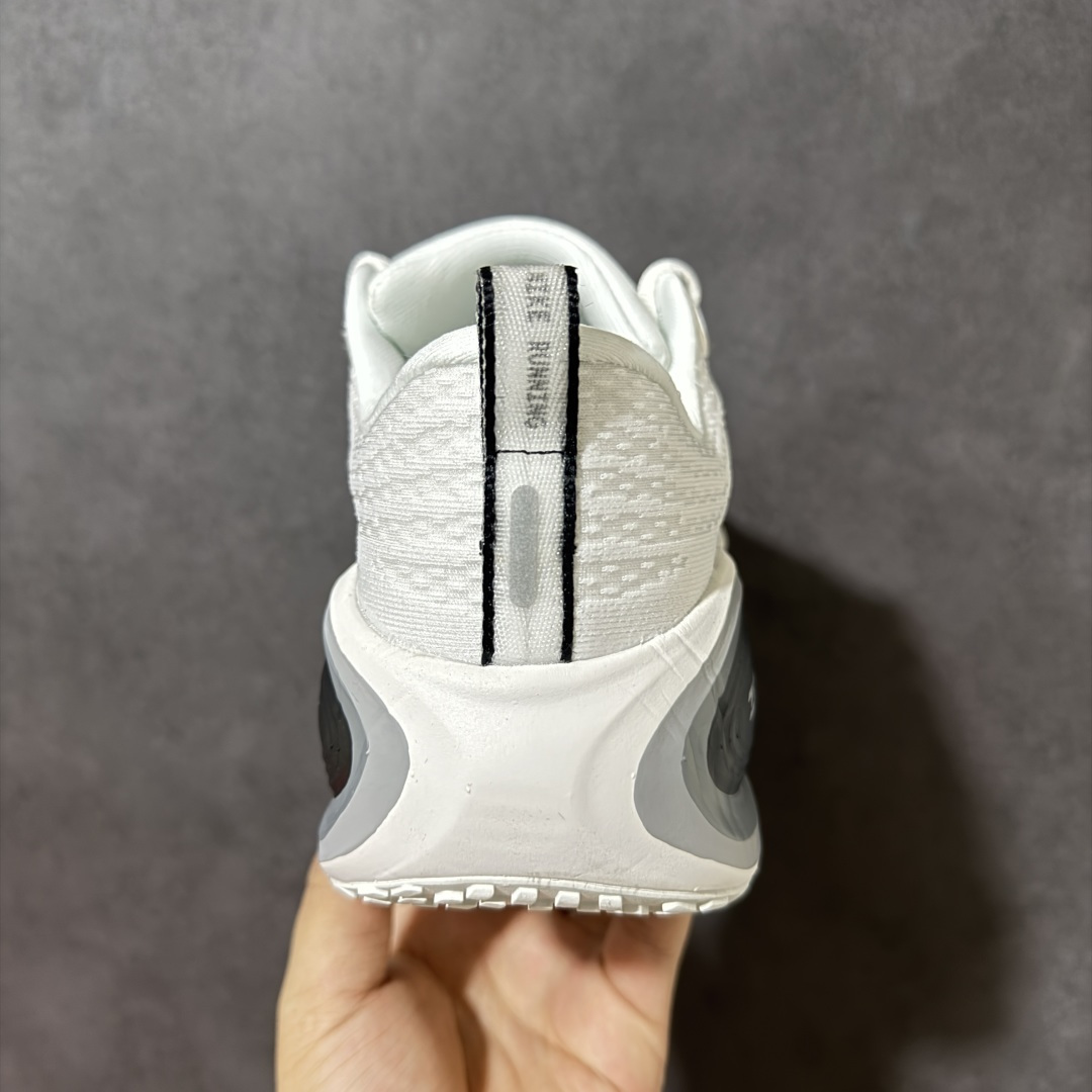 图片[4]-【公司级】Nike Air Zoom Vomero Plus 耐克网面厚底气垫跑鞋 II7181-102  尺码：35.5 36 36.5 37.5 38 38.5 39 40 40.5 41 42 42.5 43 44 44.5 45 46-莆田鞋