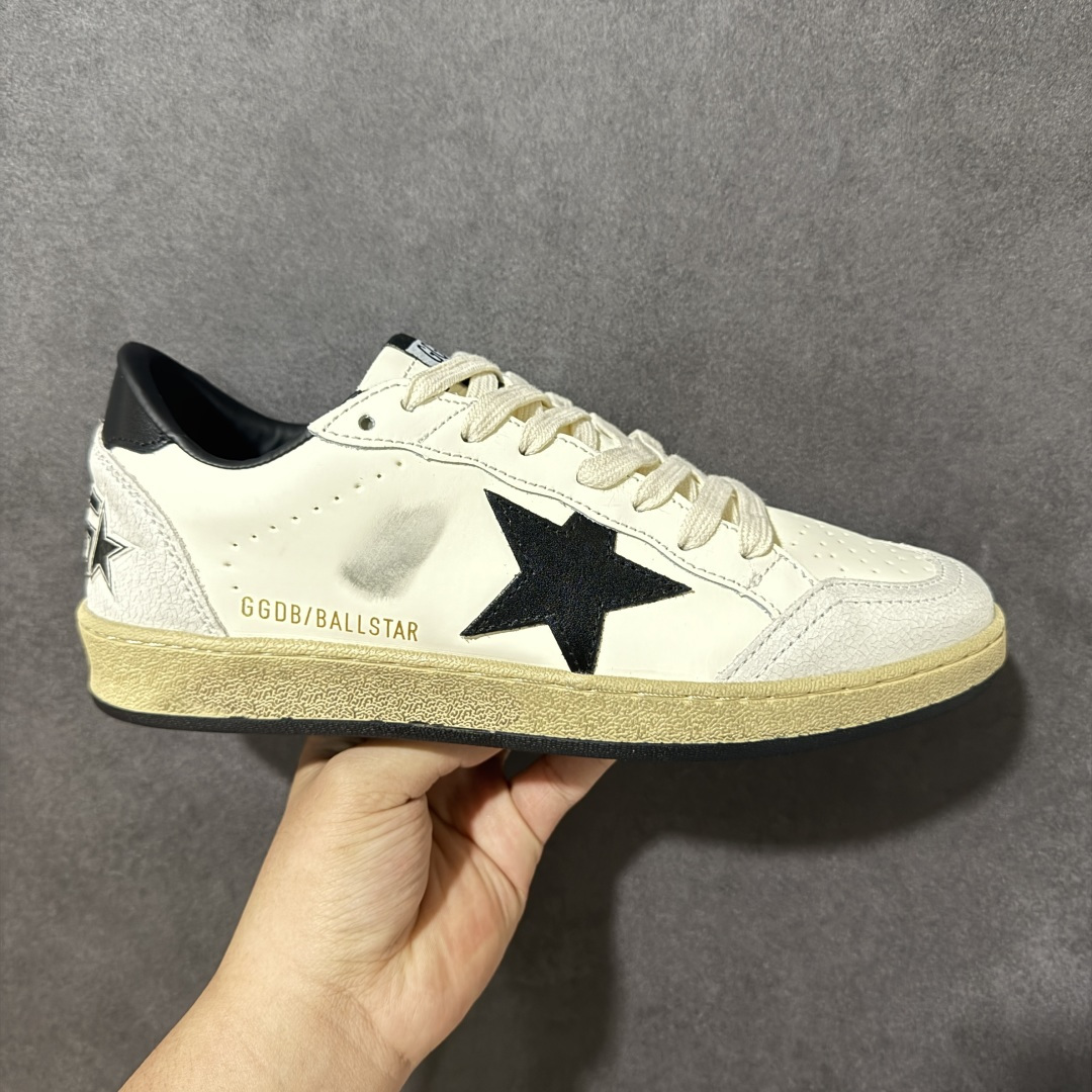 【H11纯原】GGDB Golden Goose Super Star 小脏鞋 复古休闲 手工做旧 头层牛皮 男女同款板鞋 #独家原盒 原底原料 开模打造 #原厂织唛鞋标 高精密准度 #全手工打磨做旧 匹配原版98%以上 #原厂增高鞋垫 完美精细做工 #外贸平台专供 顶级品质头层牛皮 #皮料切割干净 无任何毛边 清洁度细节完美 #全手工打磨做旧 还原巴黎时装周出镜质感 #全方位贴合包裹脚型 舒服不磨脚 #自带3厘米内增高 隐形拉长腿部线条 尺码：36 37 38 39 40 41 42 43 44 45 46-莆田鞋