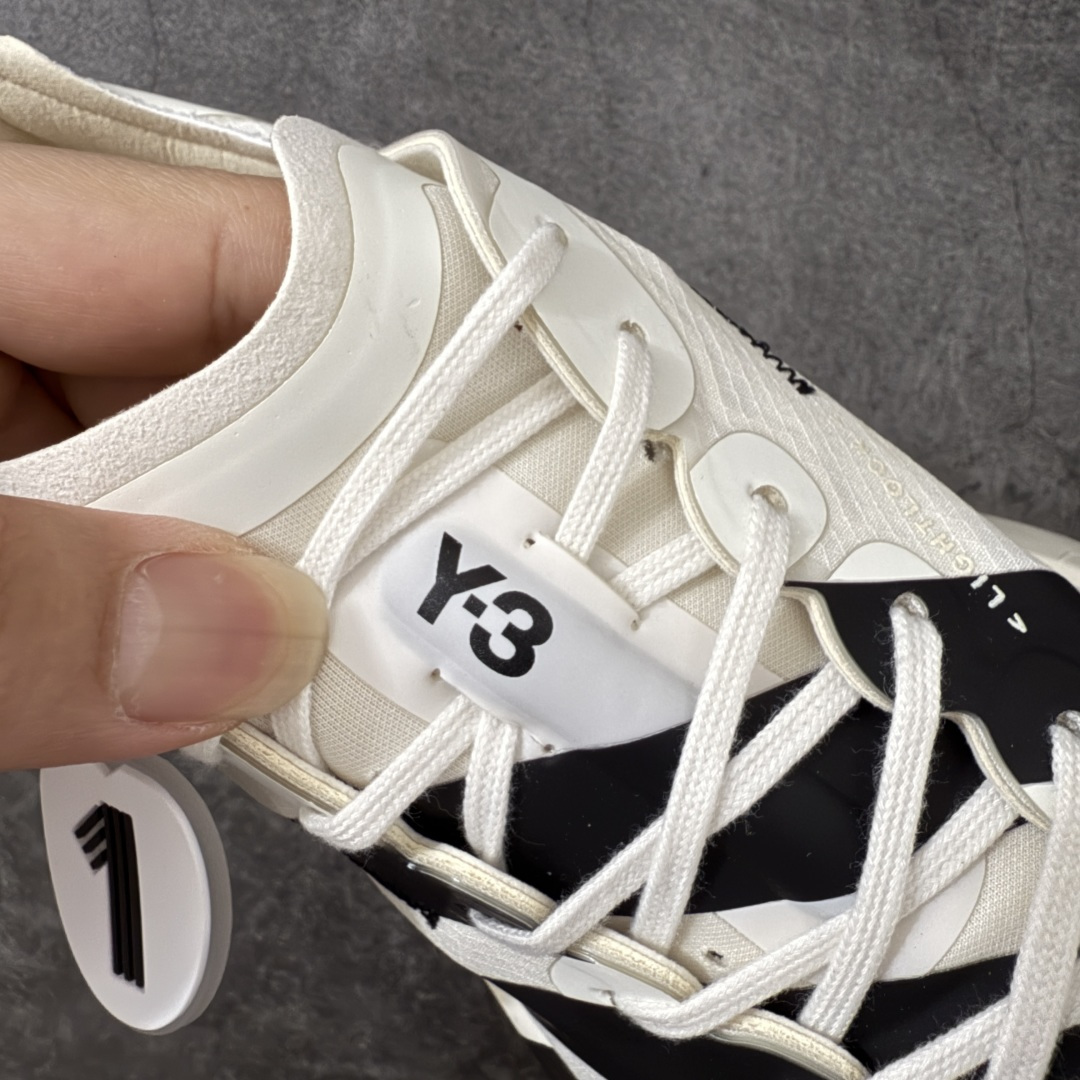 图片[6]-【NO.1纯原】Y3 x Adidas Adizero Adios Pro 4 M竞训跑步鞋 KI6875 市场独一档品质 区别所有版本 原鞋购入开发数月 原材料 原档案打造 细节版型一比一 独立双层组合底私模.超软弹发泡超临界底 搭配ENERGYRODS 2.0真碳柱，每一步都动力满满 鞋面用的是Lightlock技术，轻透又贴合，就像给脚定制的一样。 中底是全掌Lightstrike Pro泡棉，软弹感超绝 真正一比一还原真实脚感💪🏻 尺码：36 36.5 37 38 38.5 39 40 40.5 41 42 42.5 43 44 44.5 45 46-莆田鞋