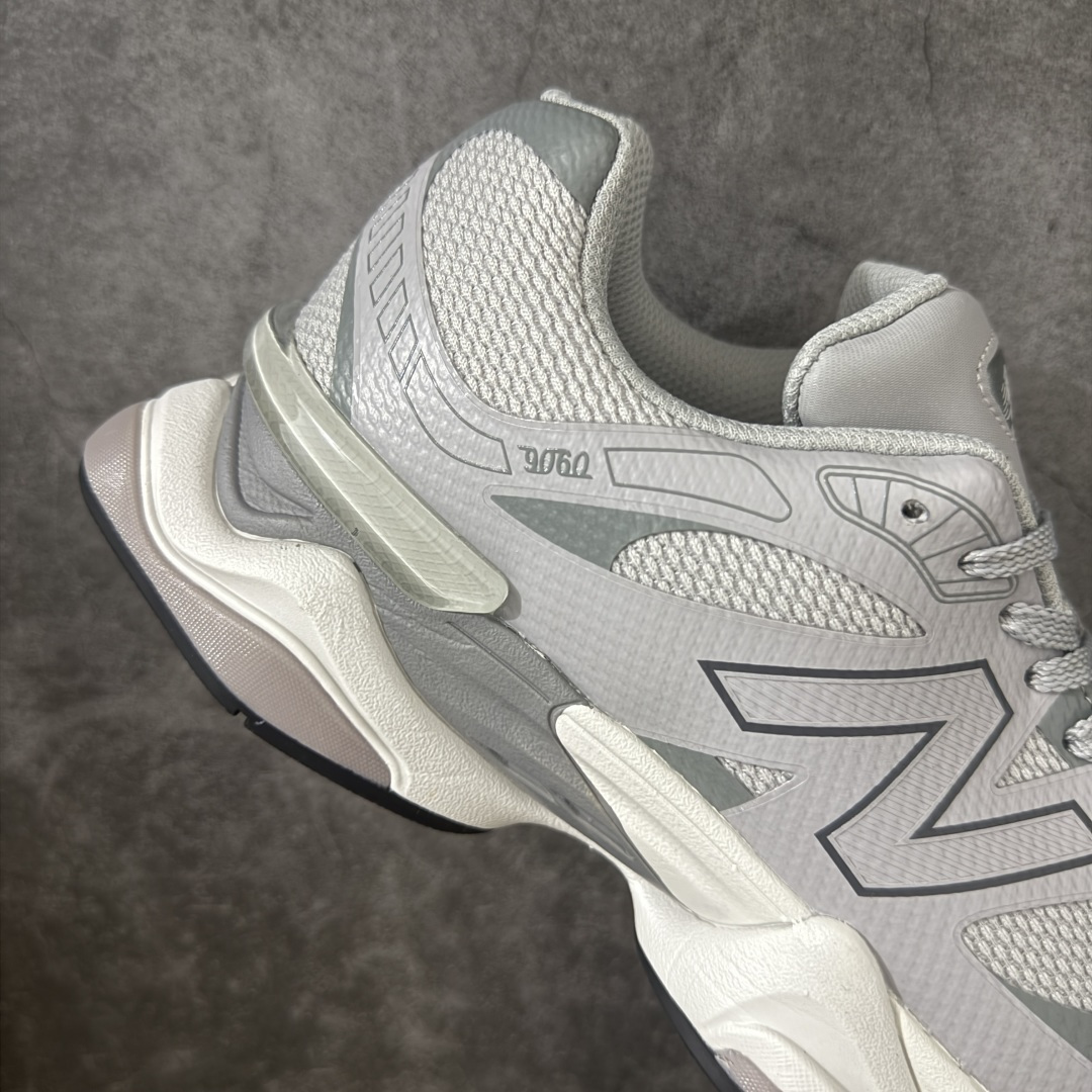 图片[7]-【纯原版】 New Balance NB9060 联名款 复古休闲运动慢跑鞋 U90601NR 全套原楦原纸板原厂数据开发 进口三明治网面 原装进口翻毛皮料正确绒感卡色 正确中底拉帮中底网布细节 原厂标裁 带紫光防伪 定制后跟透明水晶模块 冲裁组合 大底贴合程度胶水上色把控完美 整洁度挑战全网艺术家 多道序QC把关品质完善 匠心打造 耗时两个月开发完成 工艺极其复杂难度可想而知 新开独立私模大底 全网唯一正确六层组合大底 高端零售专供产物 尺码：36 37 37.5 38 38.5 39 40 40.5 41 42 42.5 43 44 45 46.5-选品中心