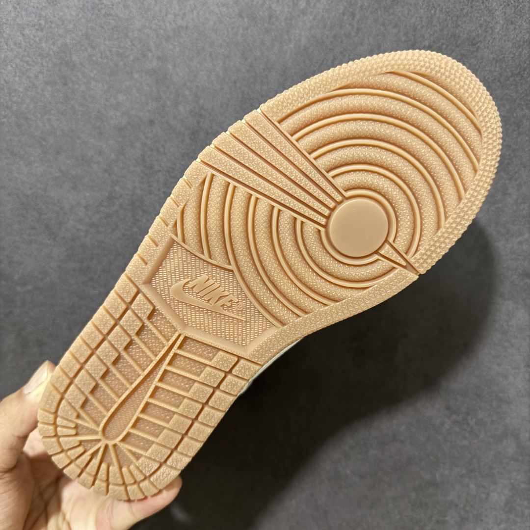 图片[9]-【公司级】Nike Air Jordan Skyline 经典百搭 耐克 低帮休闲板鞋 货号：IQ0704-100 尺码： 36 36.5 37.5 38 38.5 39 40 40.5 41 42 42.5 43 44 45-莆田鞋